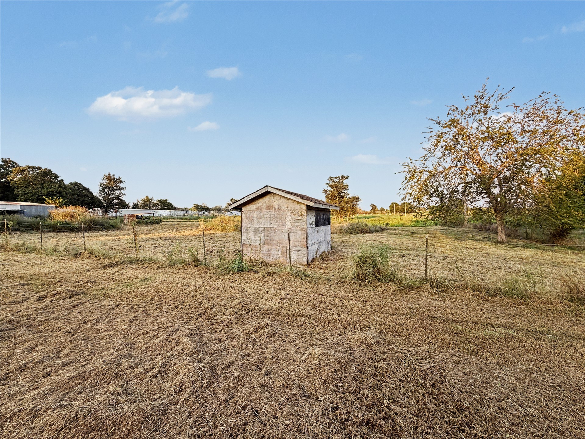 18098 N Vaughn Road Property Photo 41