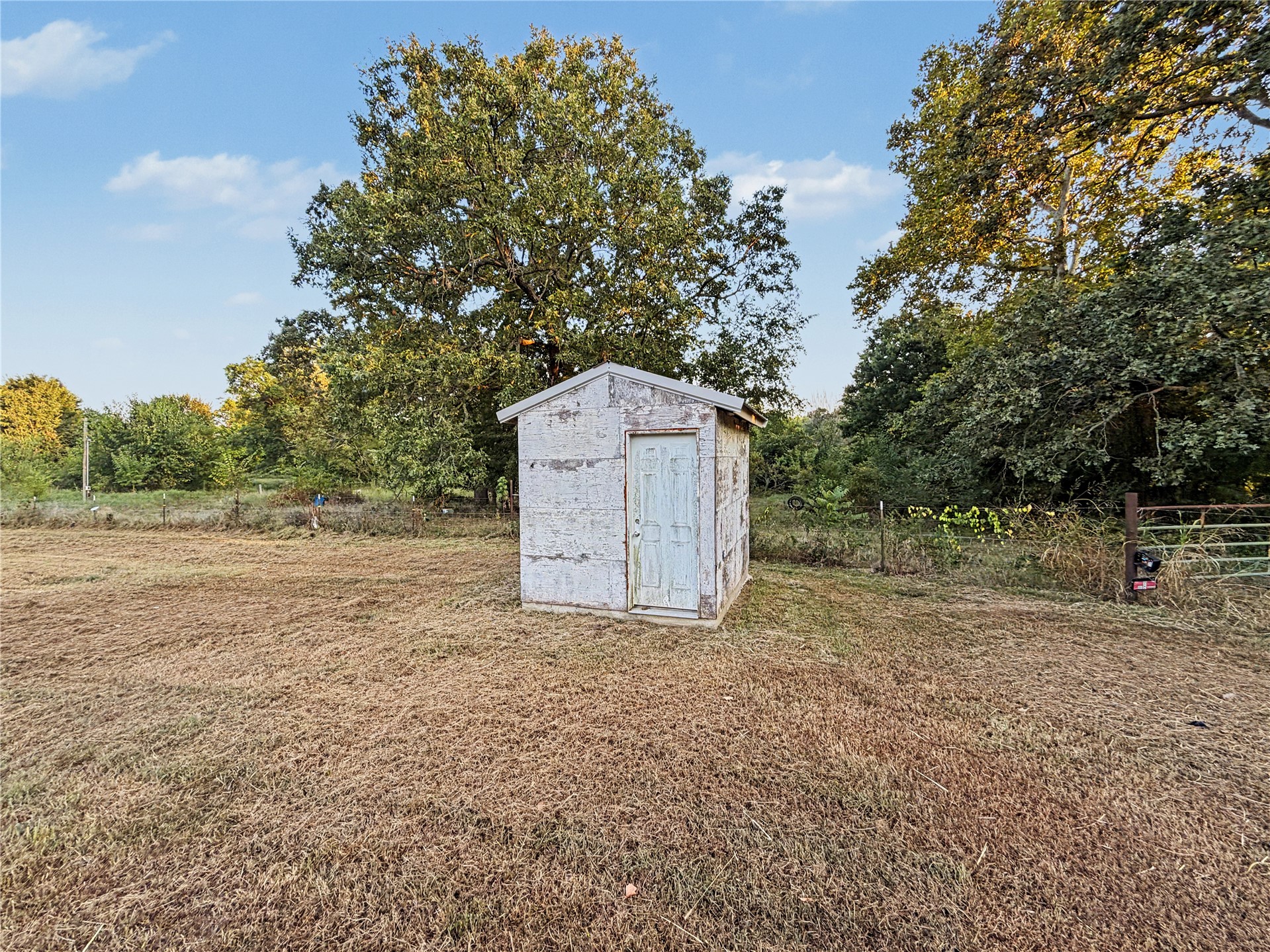 18098 N Vaughn Road Property Photo 42