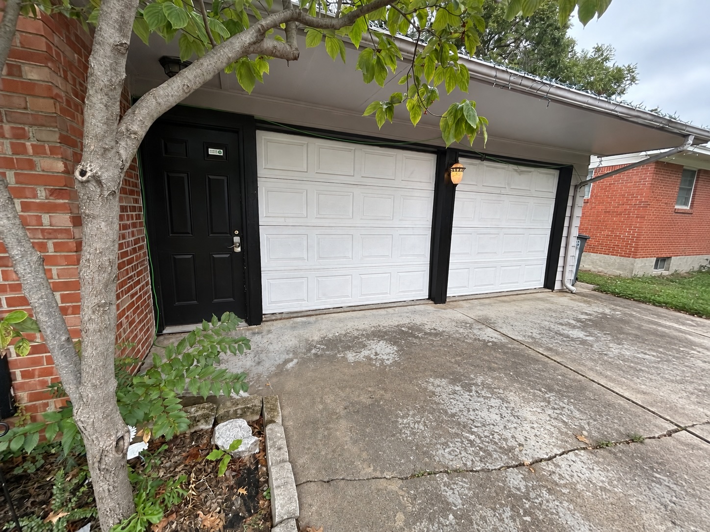 5138 S Birmingham Place E Property Photo 4