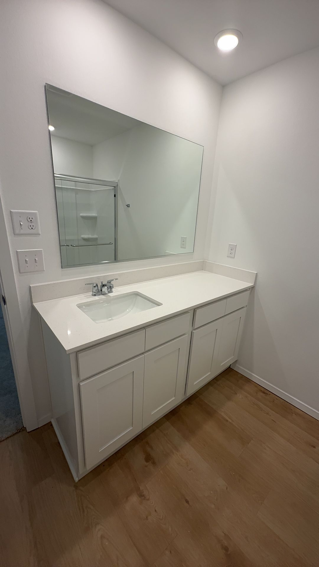 7304 S Maple Avenue Property Photo 11