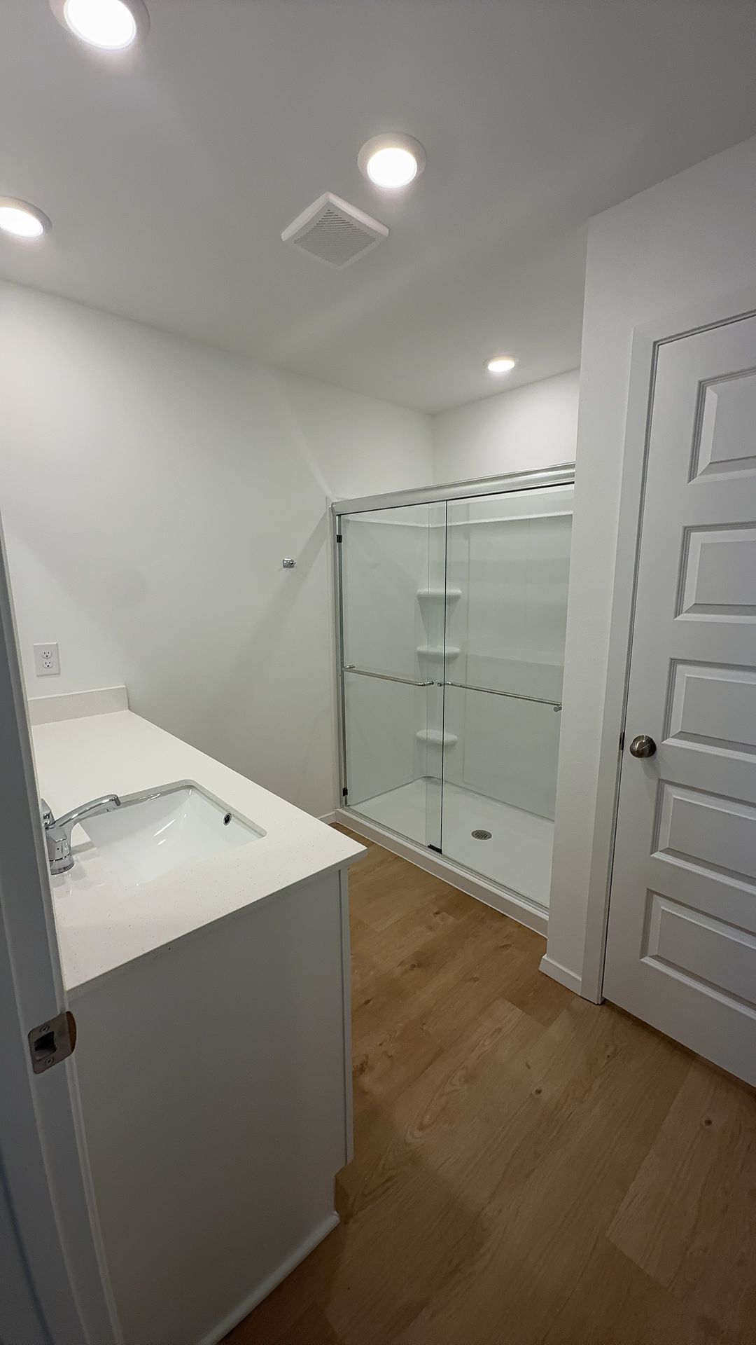 7304 S Maple Avenue Property Photo 12
