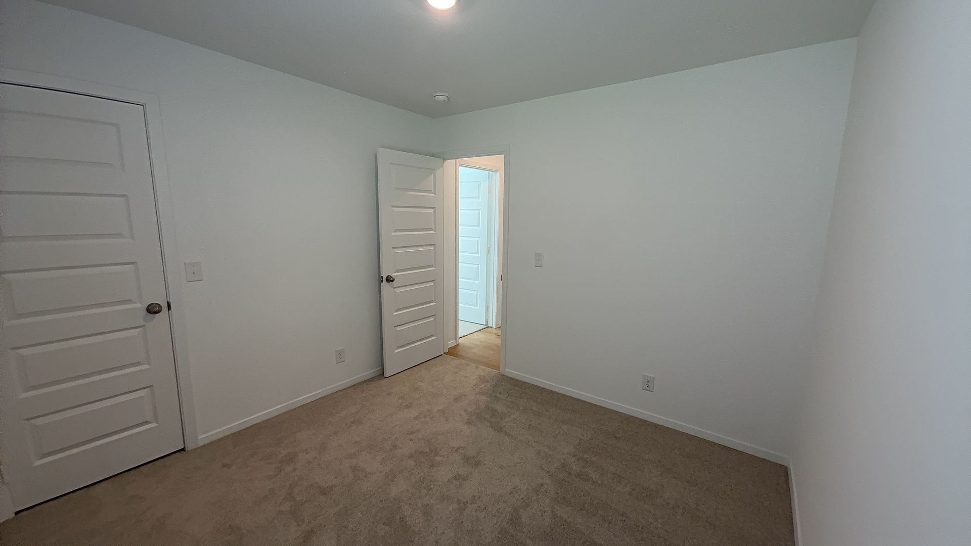 7304 S Maple Avenue Property Photo 15