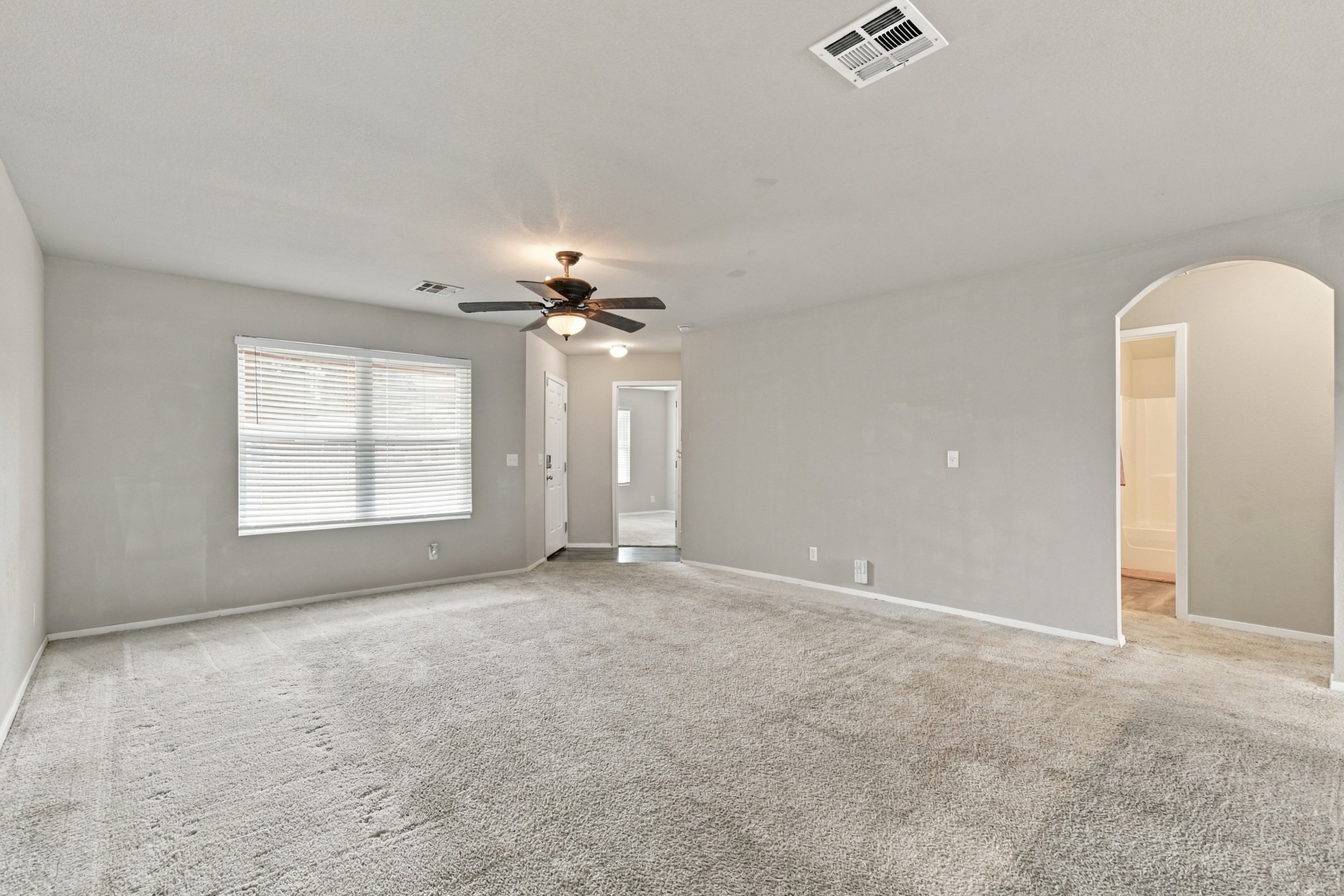 11380 S 240th East Avenue Property Photo 6
