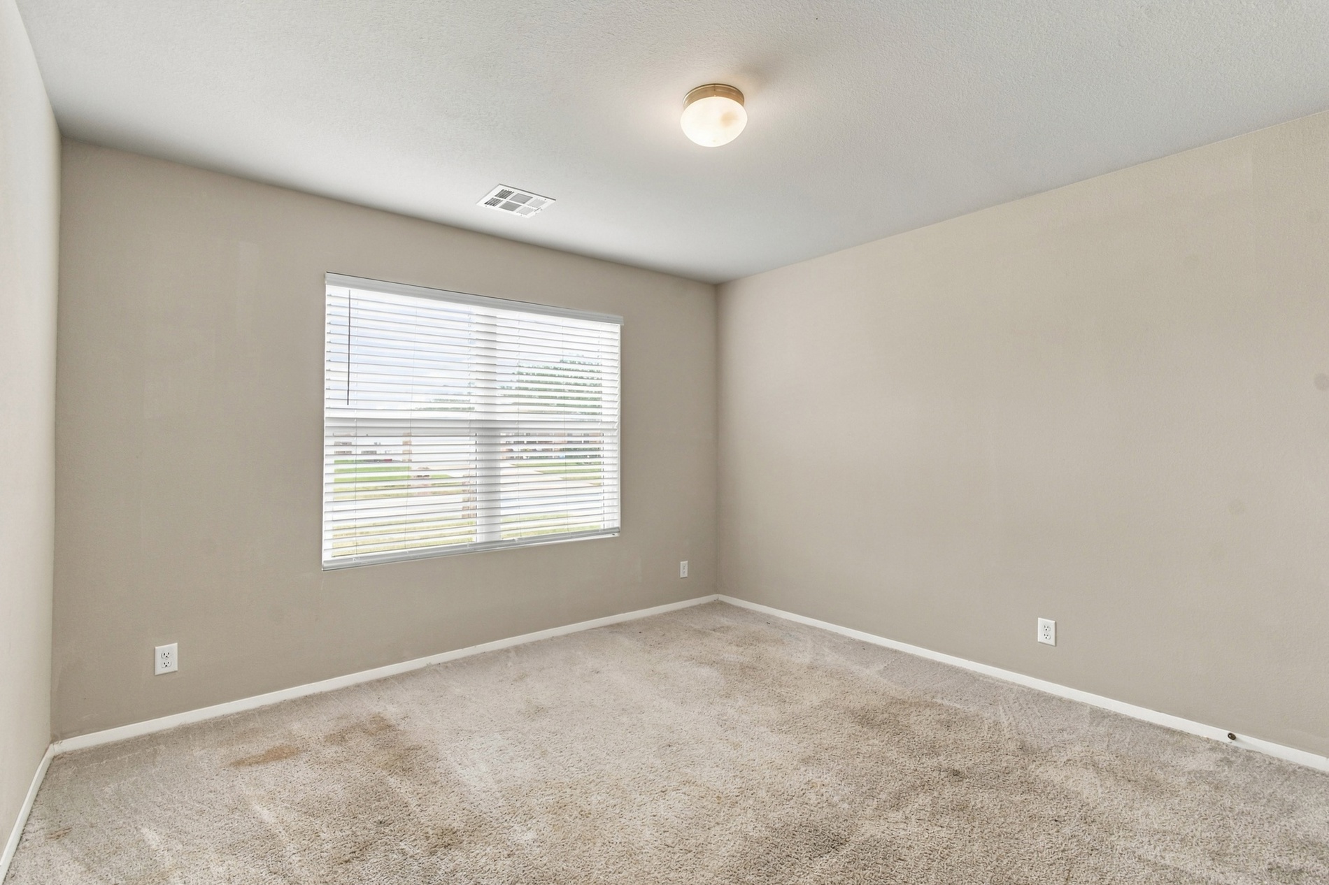 11380 S 240th East Avenue Property Photo 9