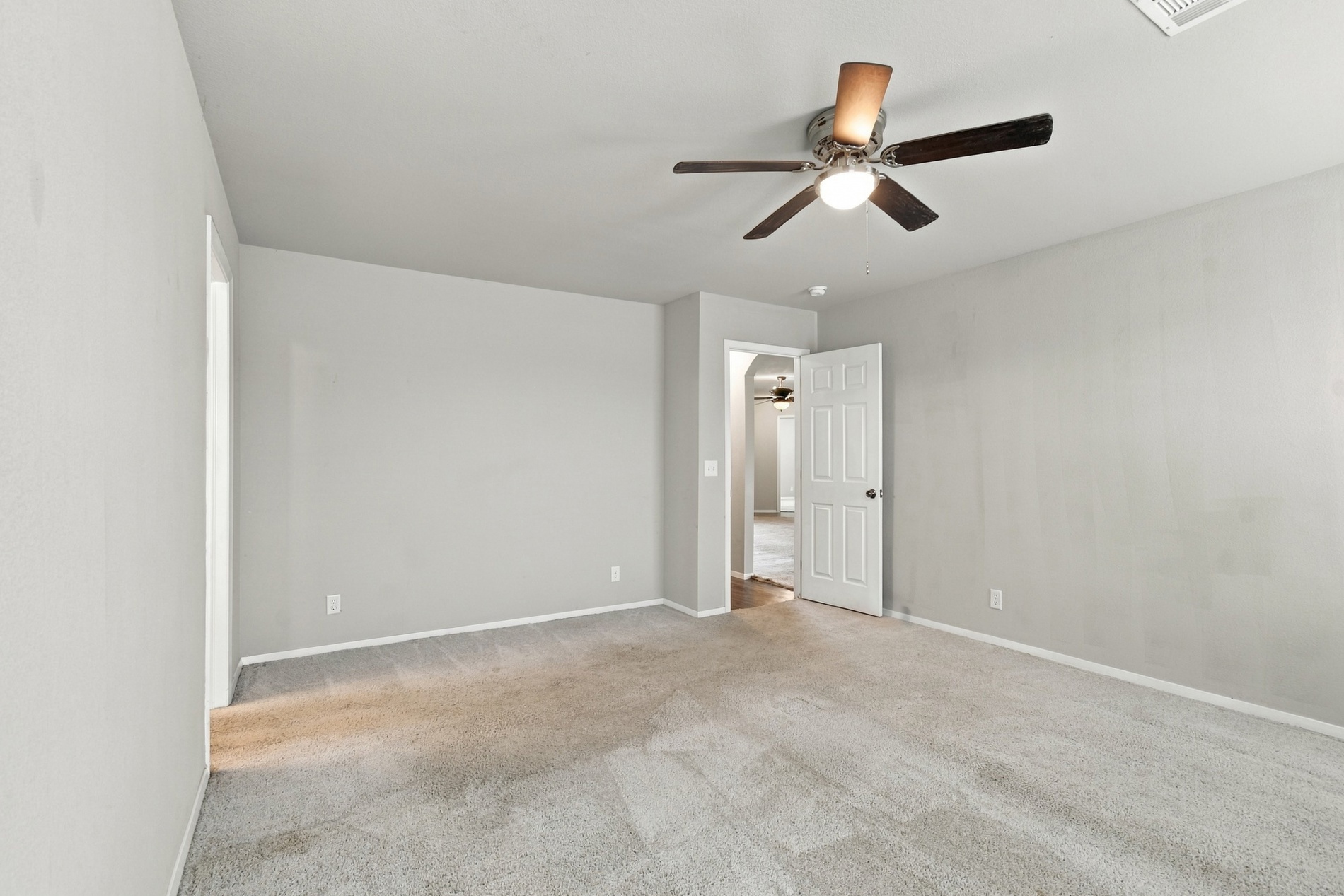 11380 S 240th East Avenue Property Photo 24