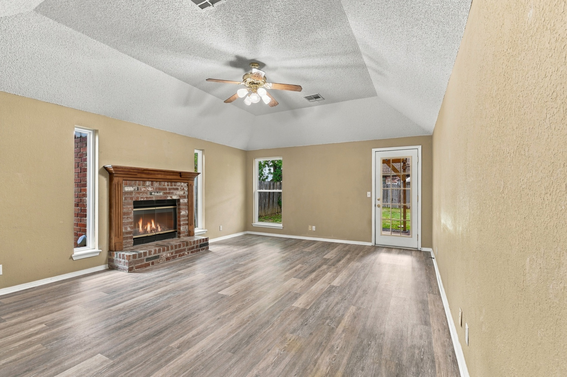 12504 E 82nd Place North Property Photo 15