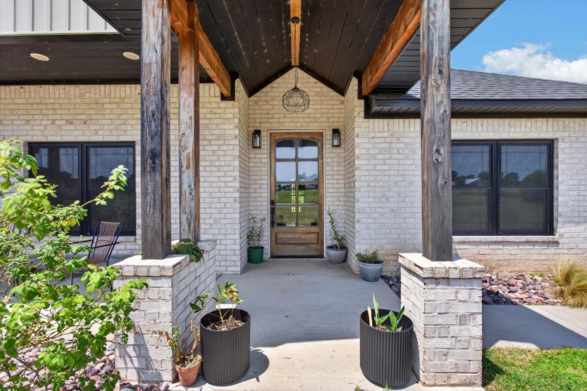 18695 Sand Plant Road Property Photo 12