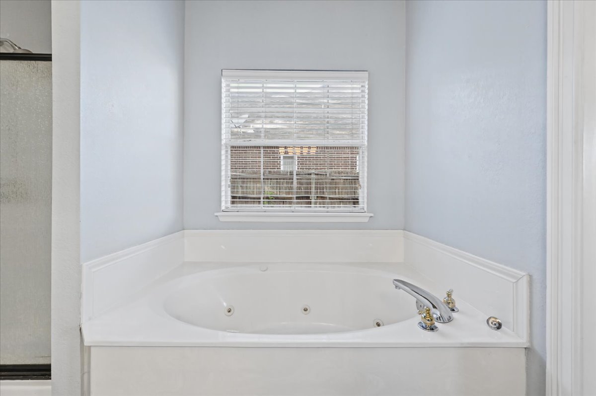 10115 E 94th Street N Property Photo 30