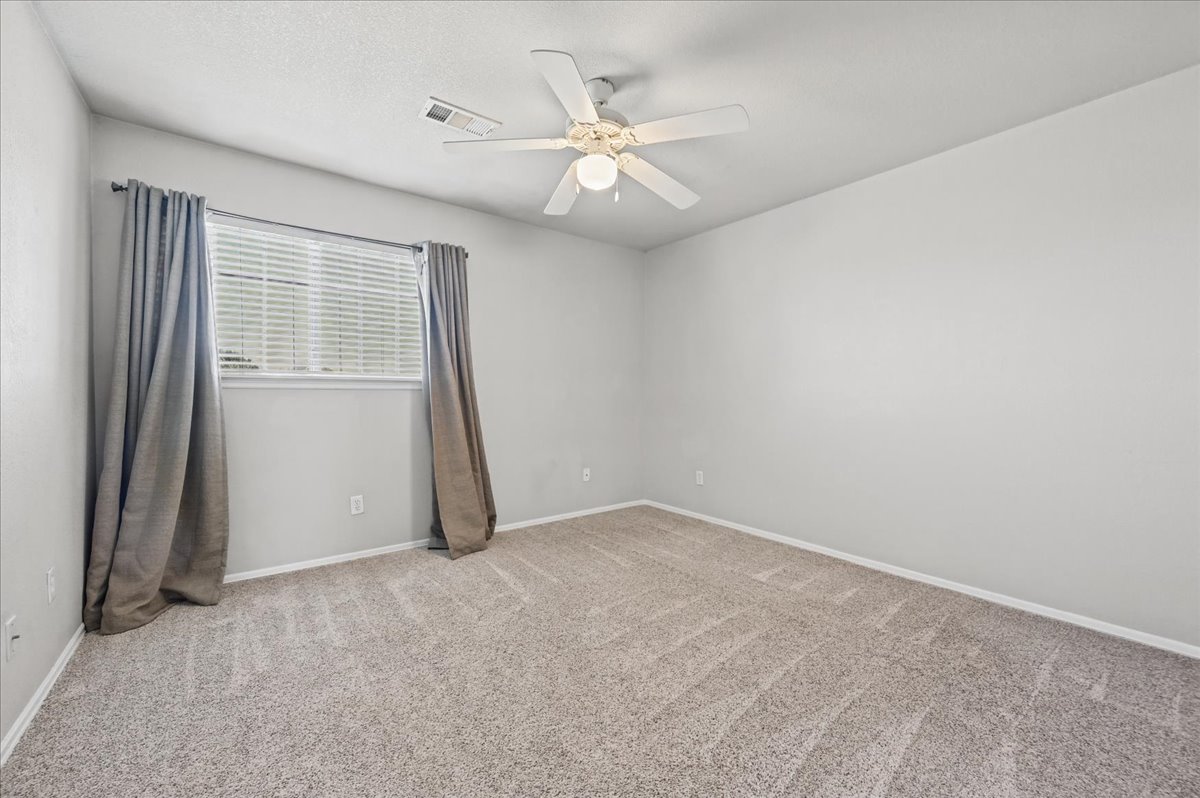 10115 E 94th Street N Property Photo 39