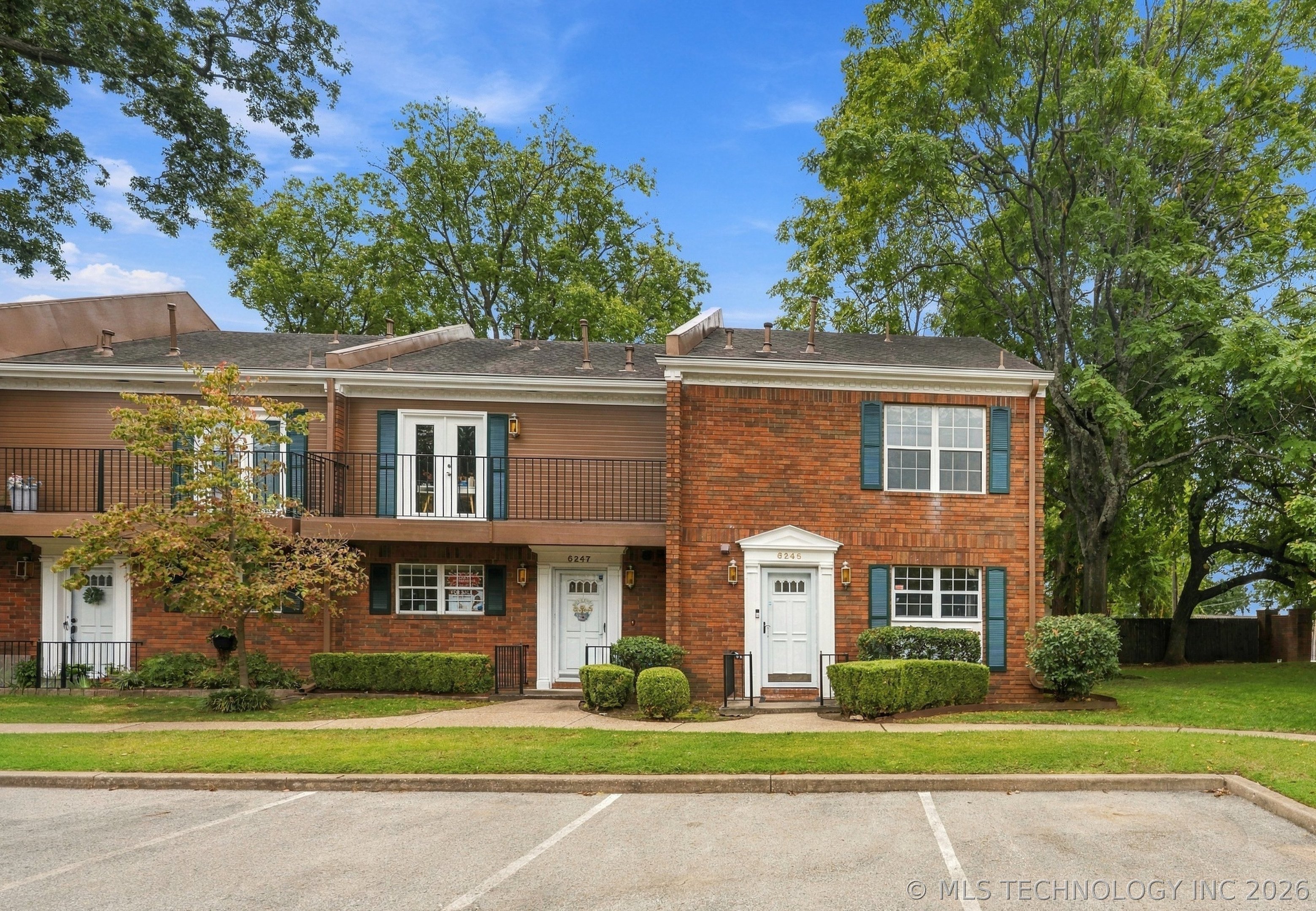 6245 S Yorktown Avenue 1 Property Photo 1