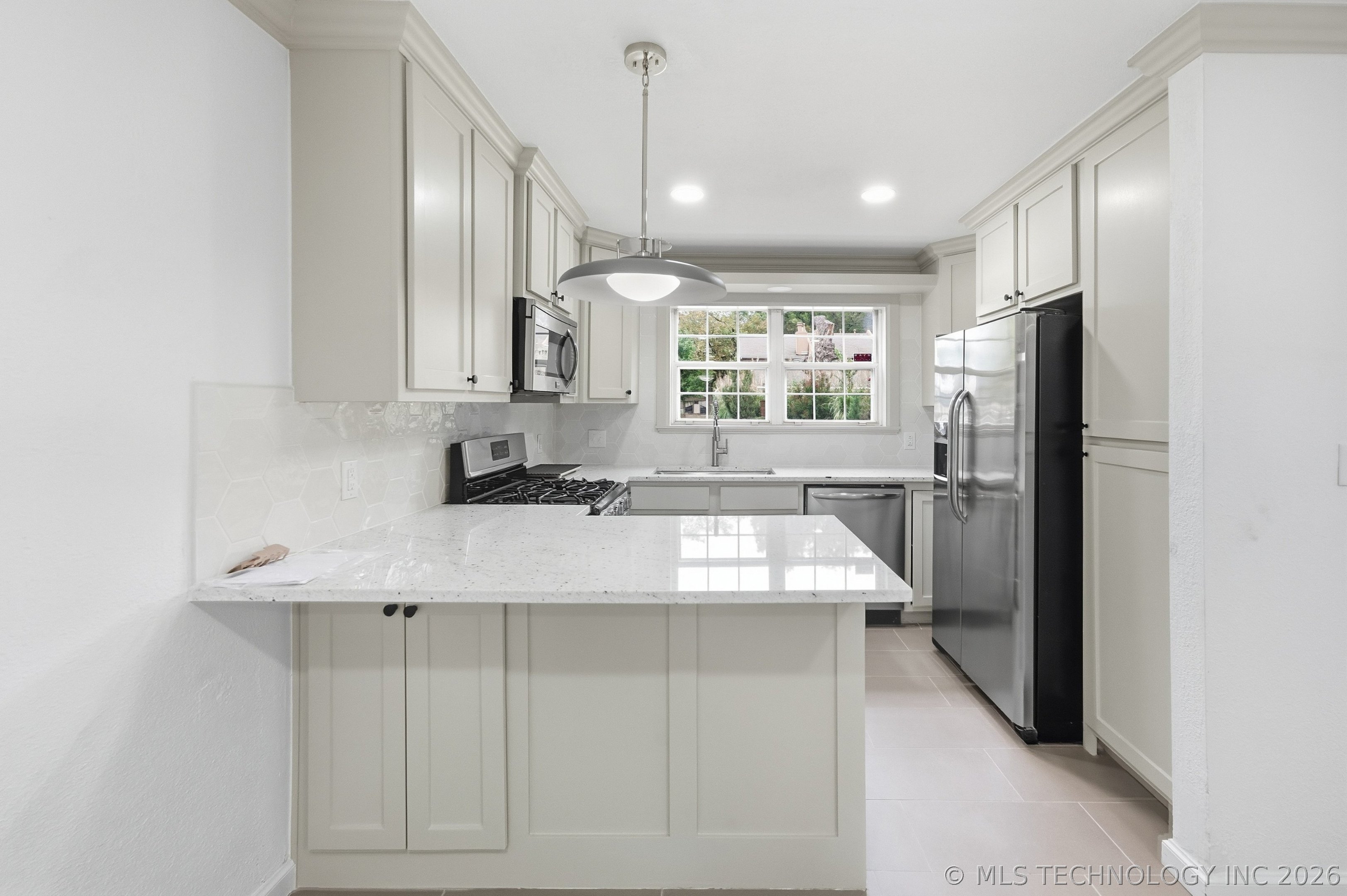 6245 S Yorktown Avenue 1 Property Photo 11
