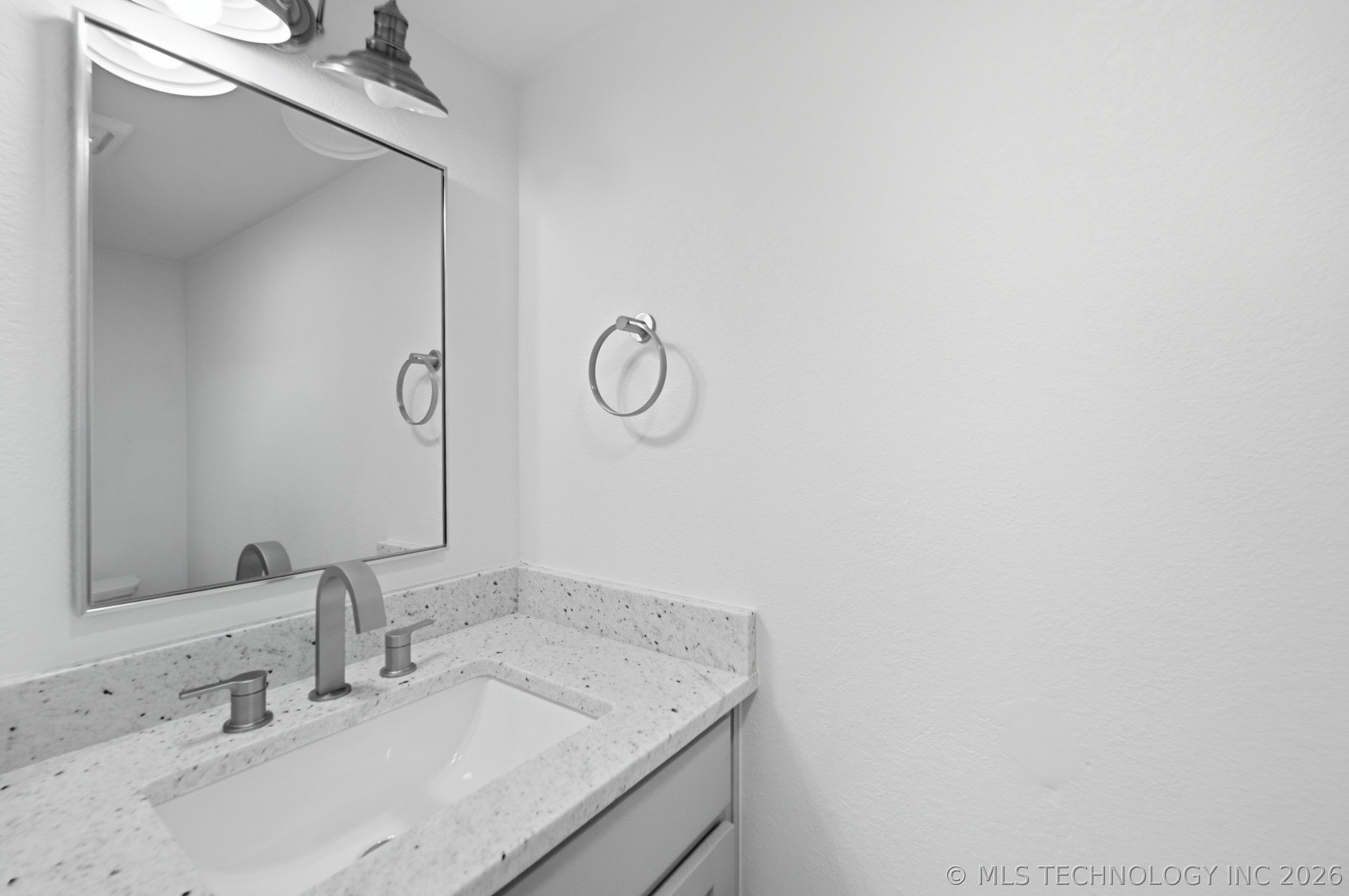 6245 S Yorktown Avenue 1 Property Photo 17