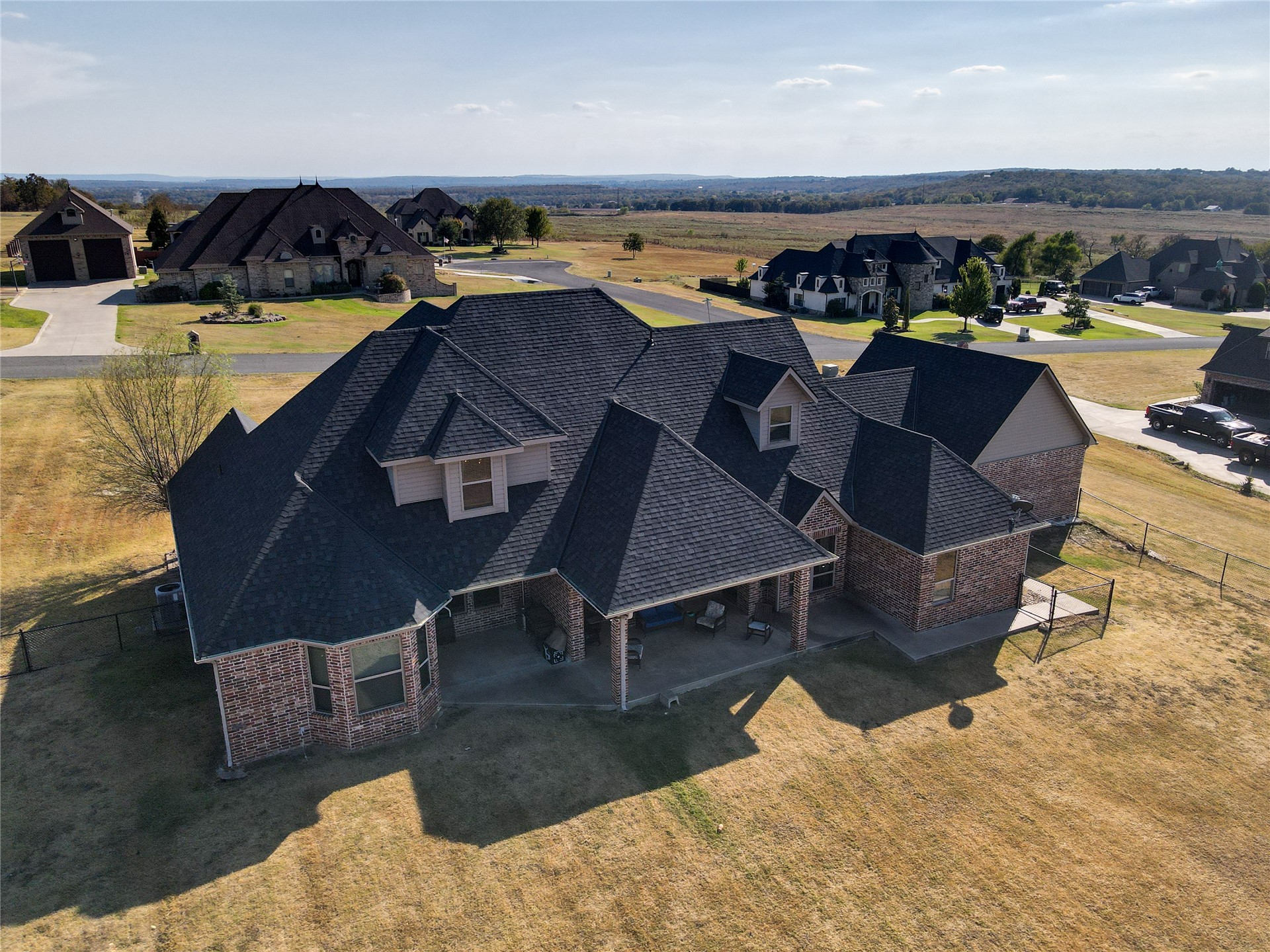 905 Summit Ridge Property Photo 58