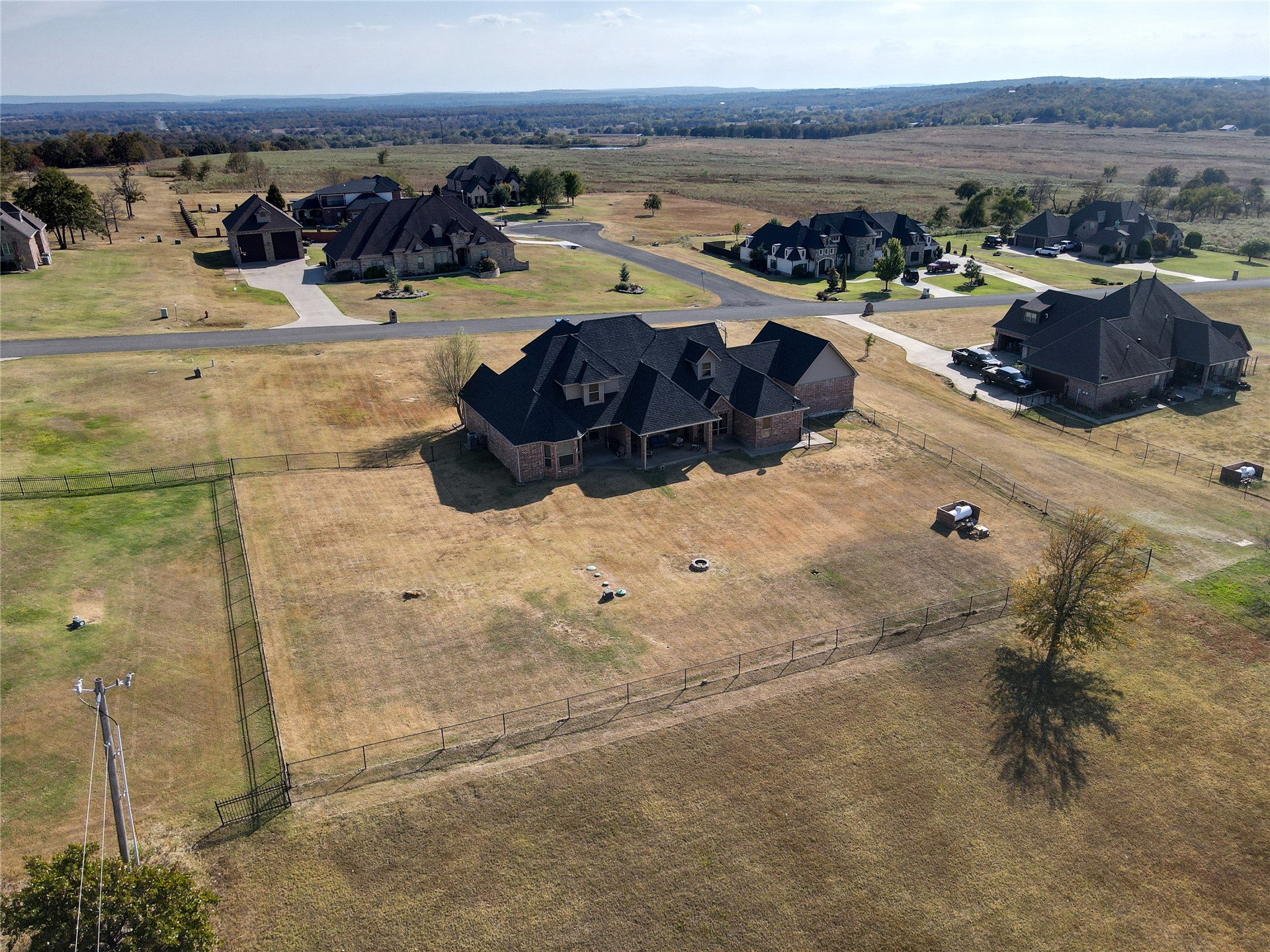 905 Summit Ridge Property Photo 60