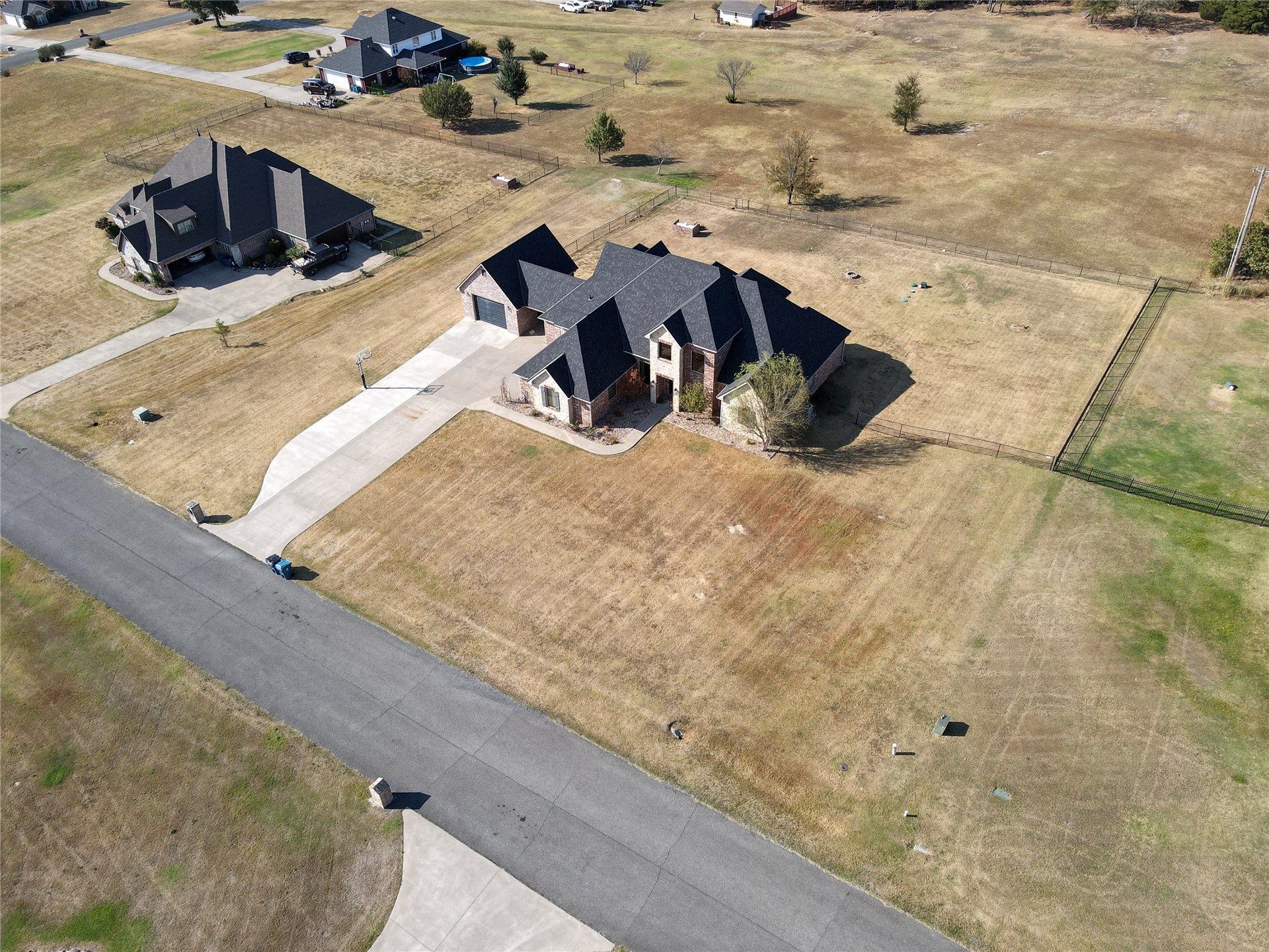 905 Summit Ridge Property Photo 63