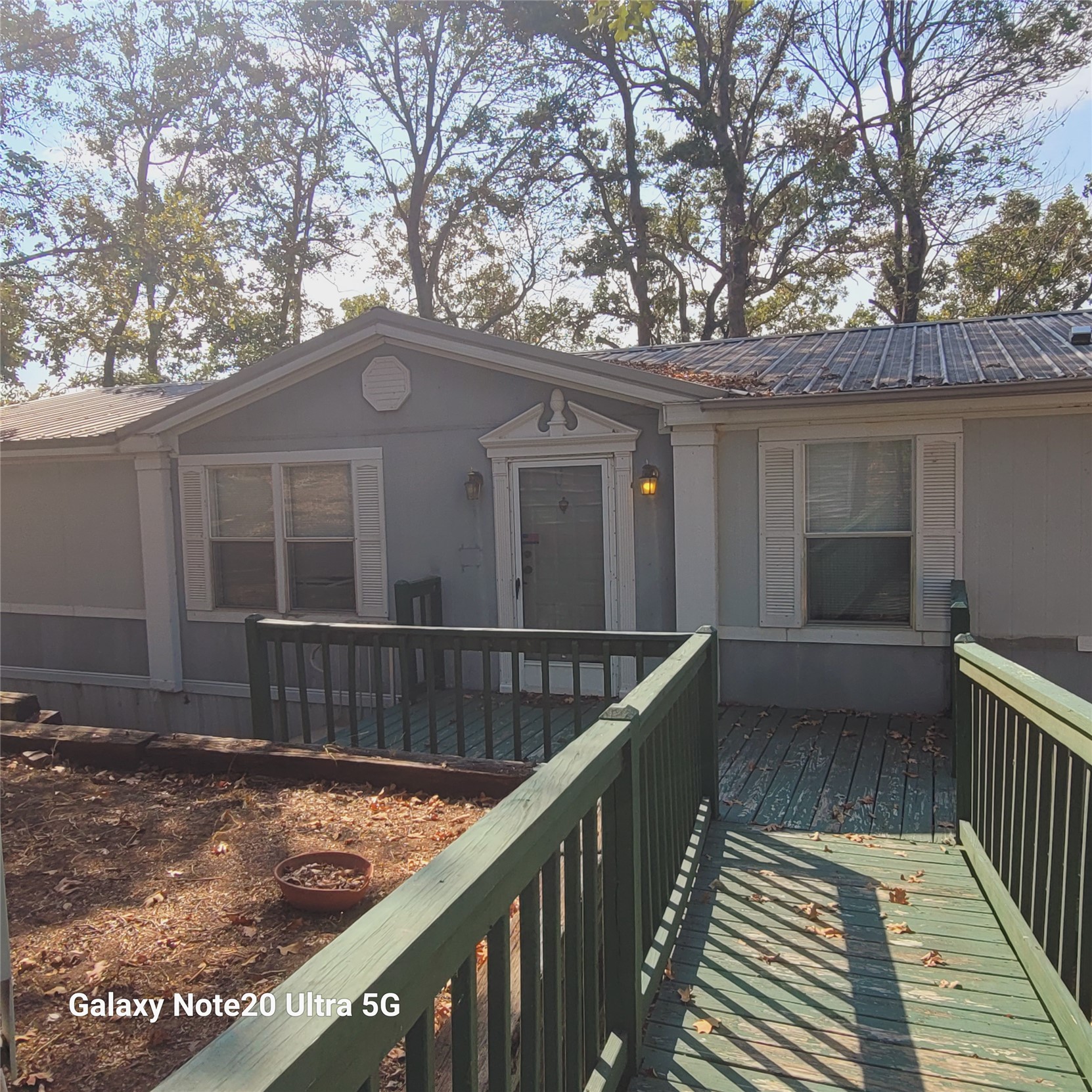416873 Knobhill Property Photo 2