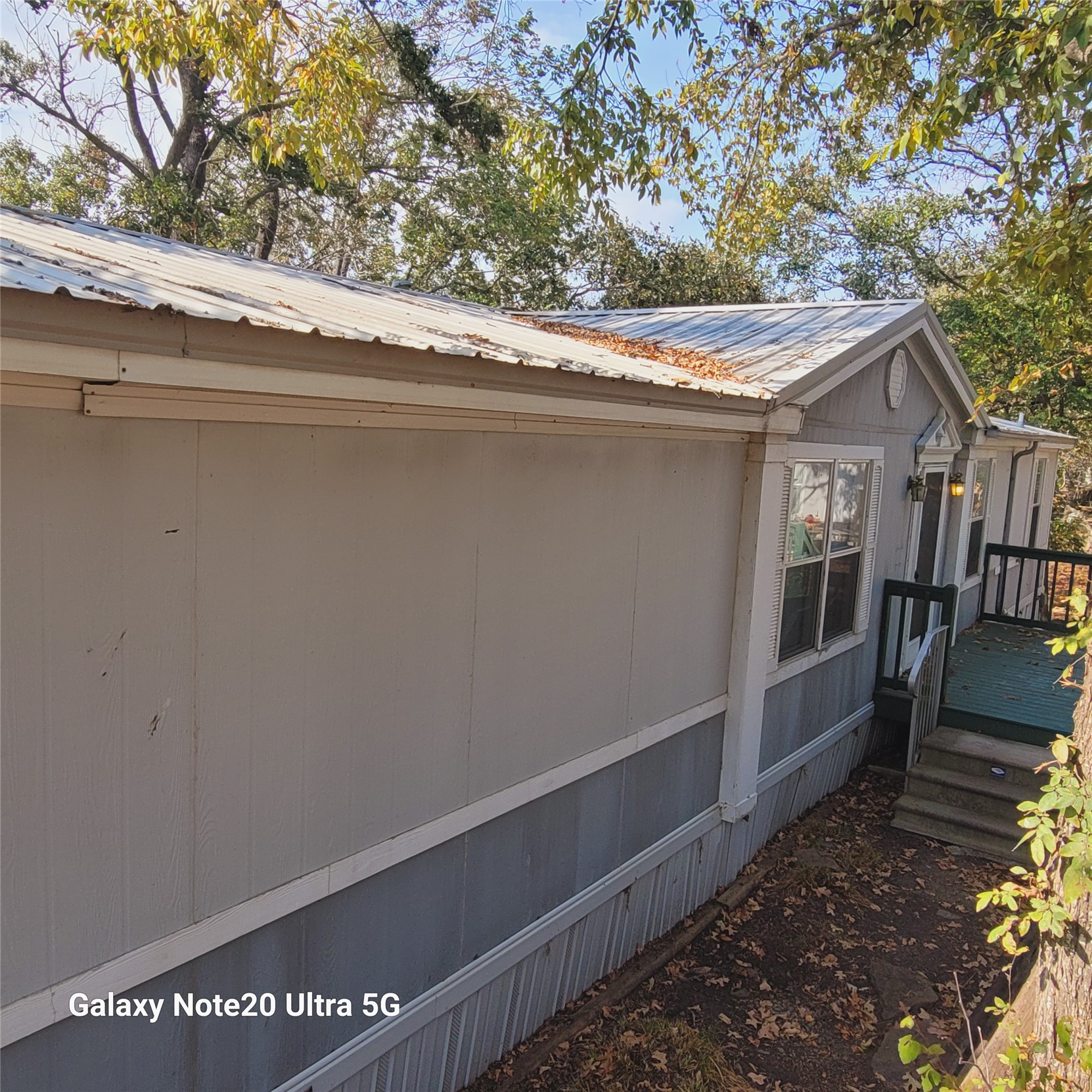 416873 Knobhill Property Photo 3
