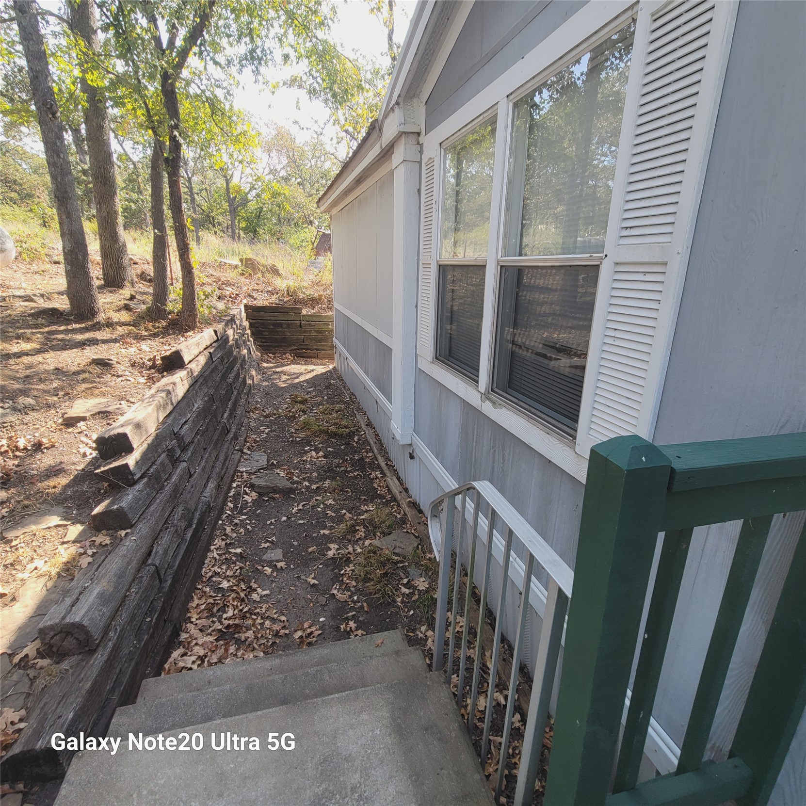 416873 Knobhill Property Photo 4