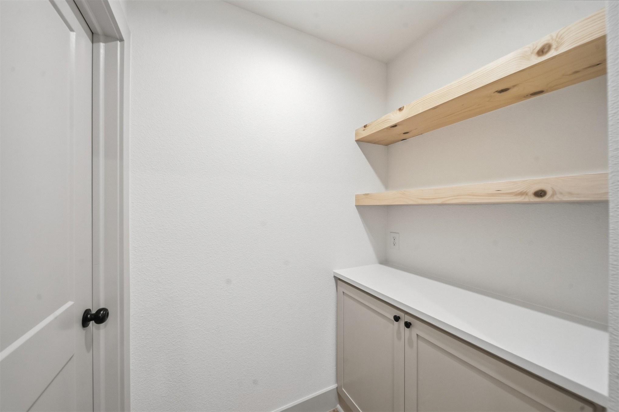 9019 49th Street Property Photo 19