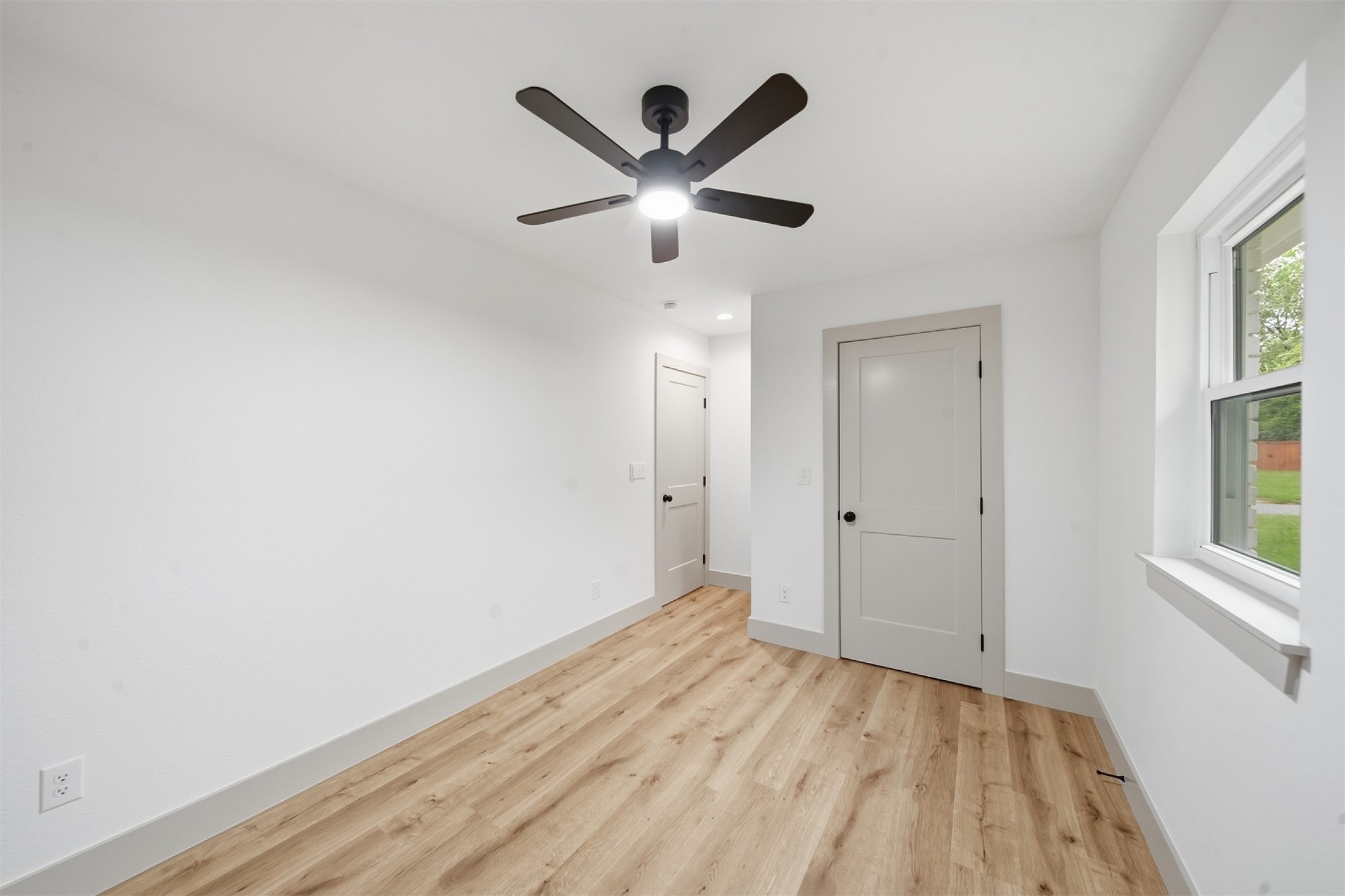 9019 49th Street Property Photo 29