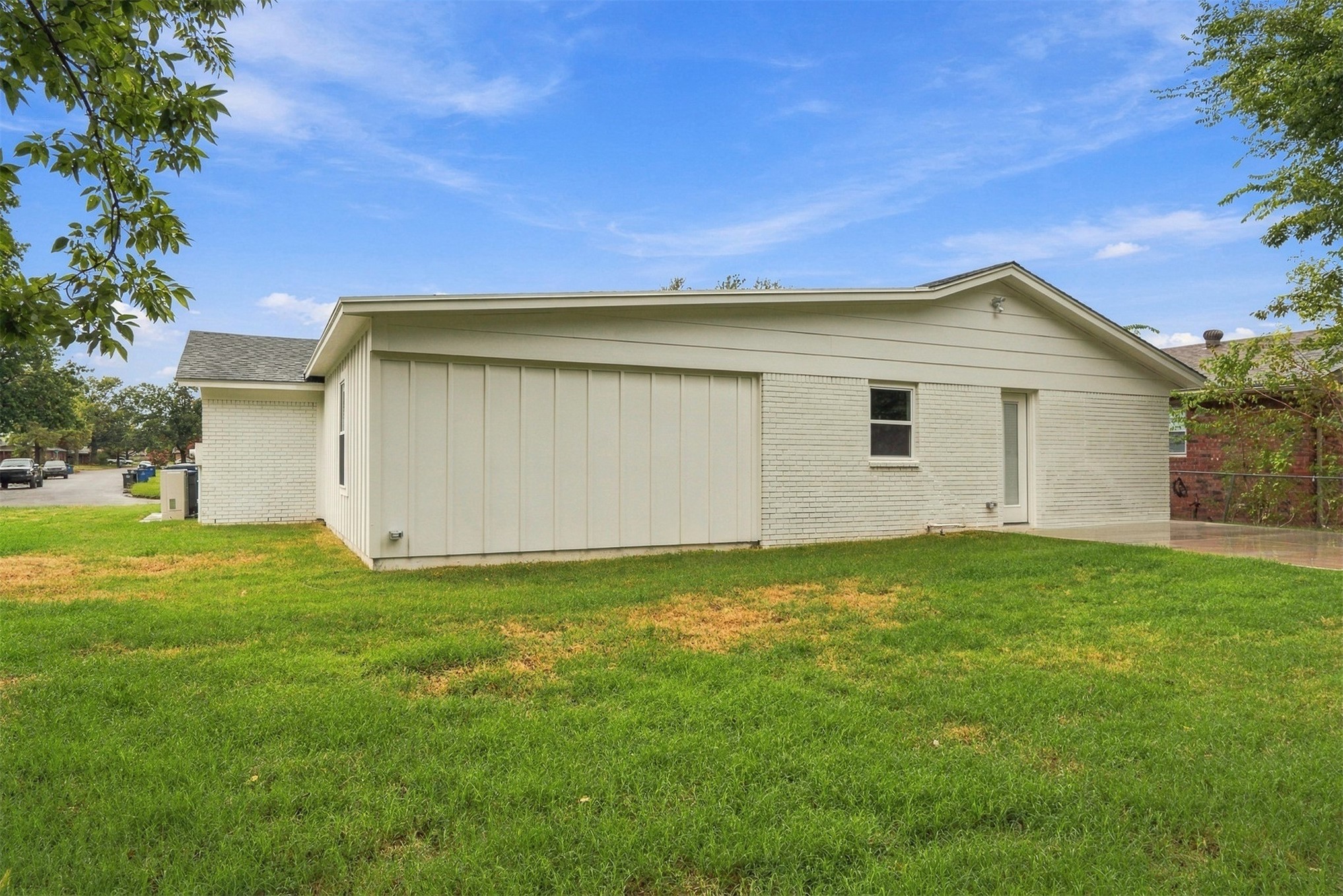 9019 49th Street Property Photo 34