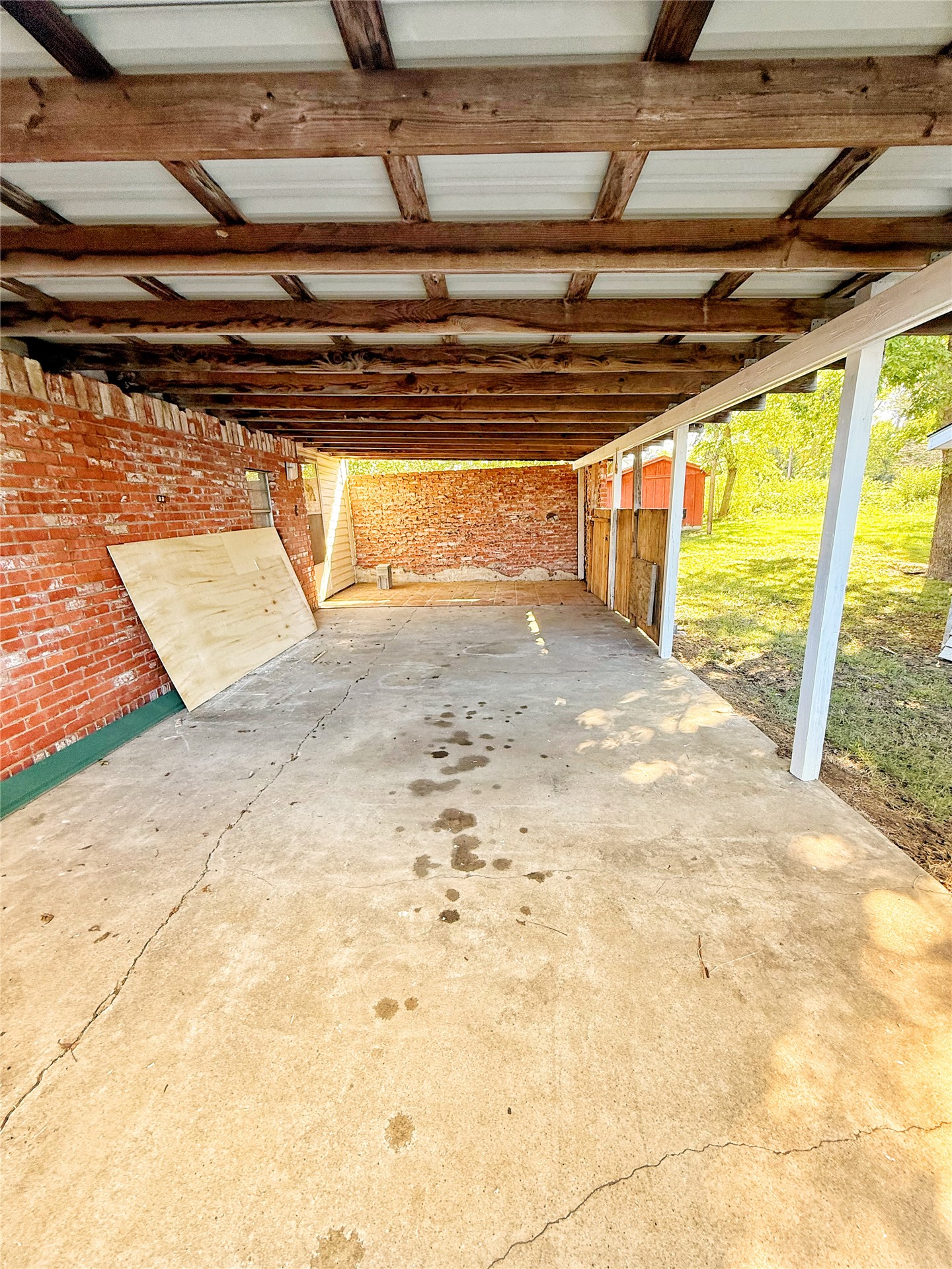 408 S Oliphant Property Photo 6