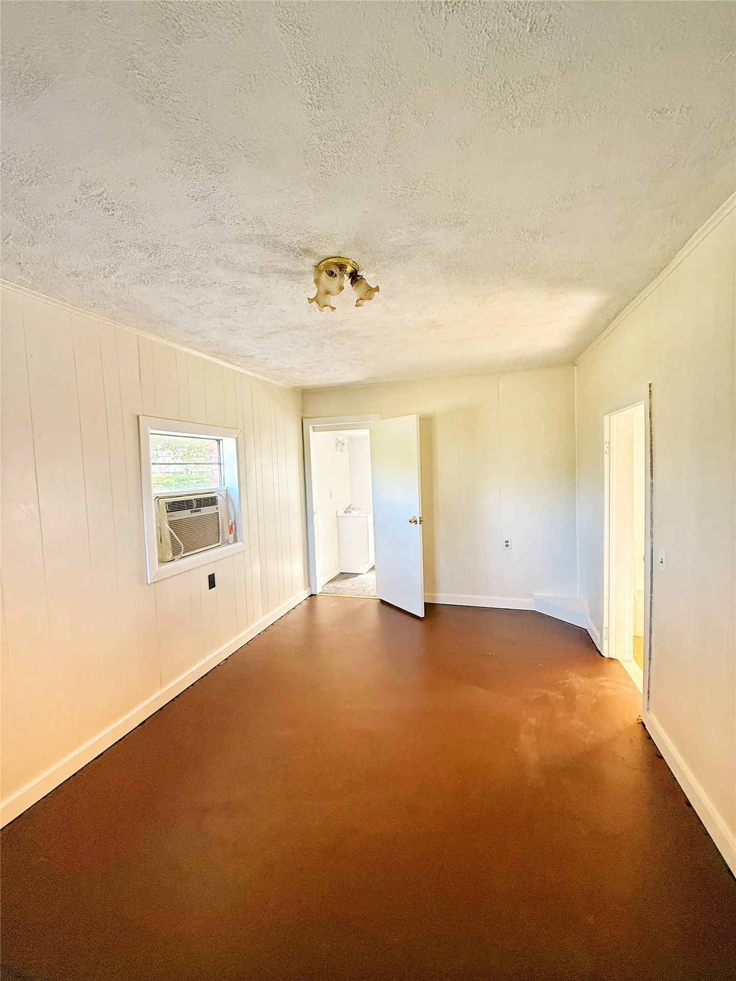 408 S Oliphant Property Photo 9
