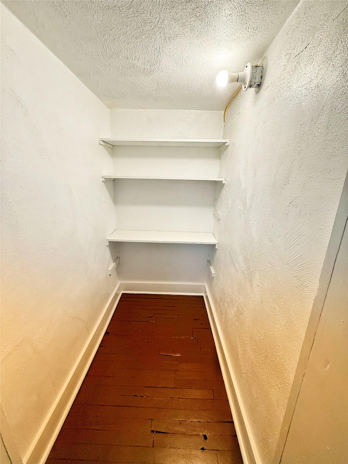 408 S Oliphant Property Photo 19