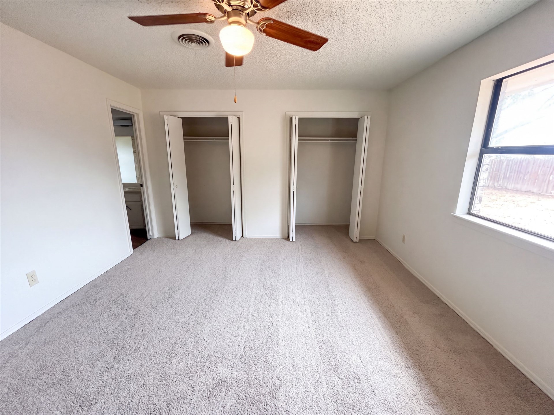 3206 Lansbrook Court Property Photo 9