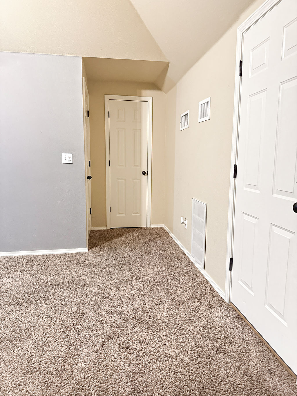 3817 S Narcissus Avenue Property Photo 35