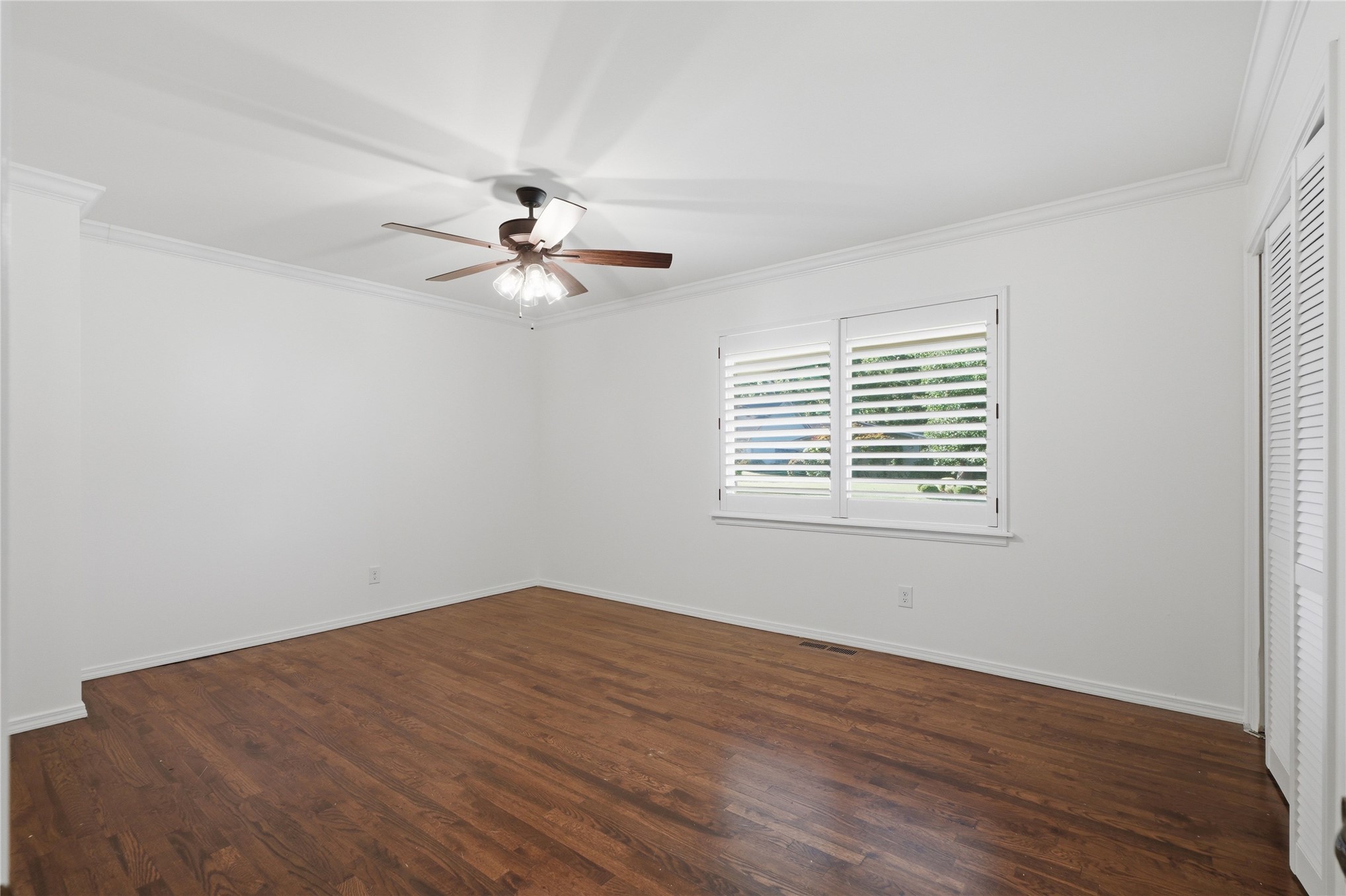 3637 E 48th Place Property Photo 31
