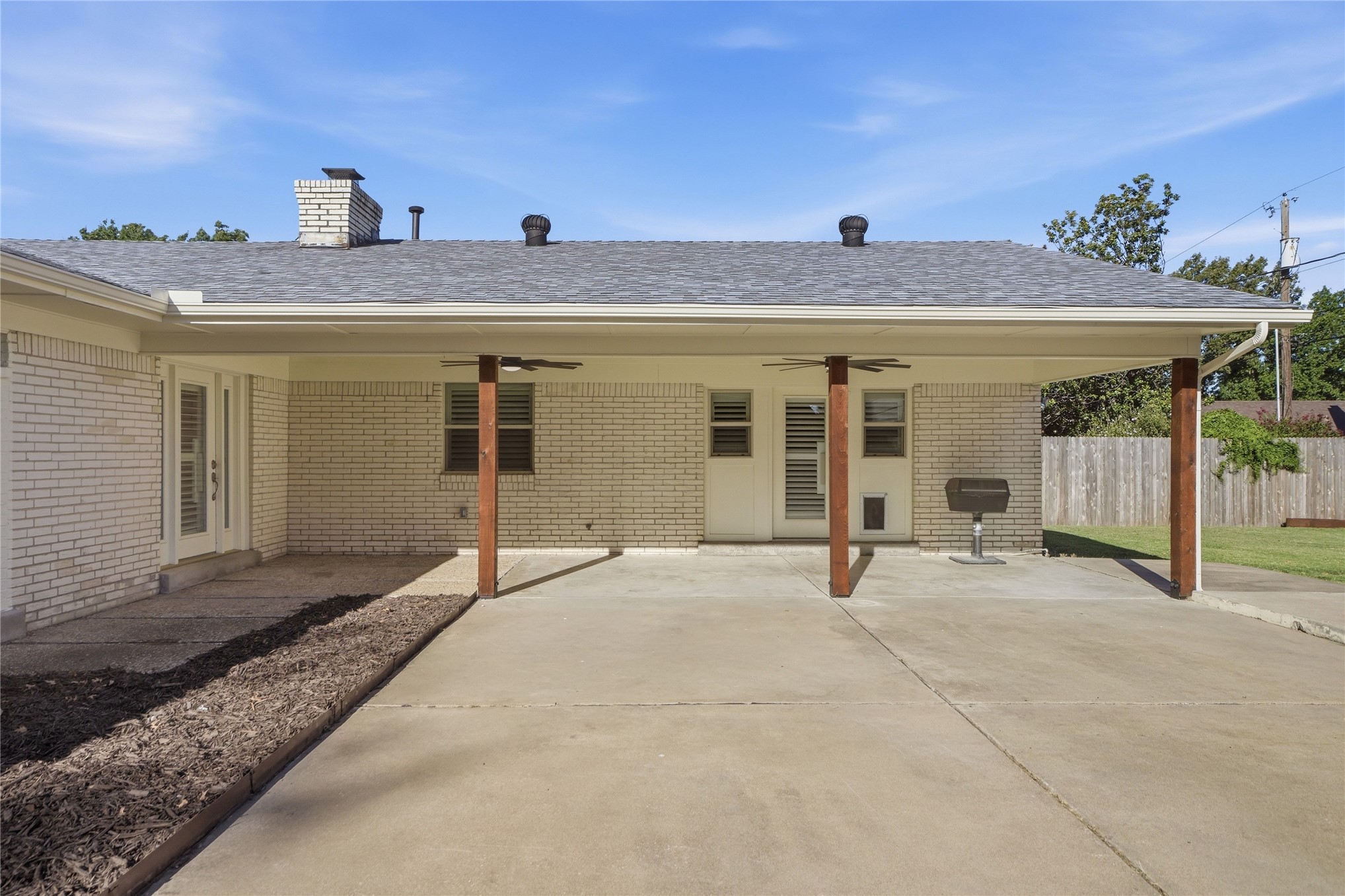 3637 E 48th Place Property Photo 56