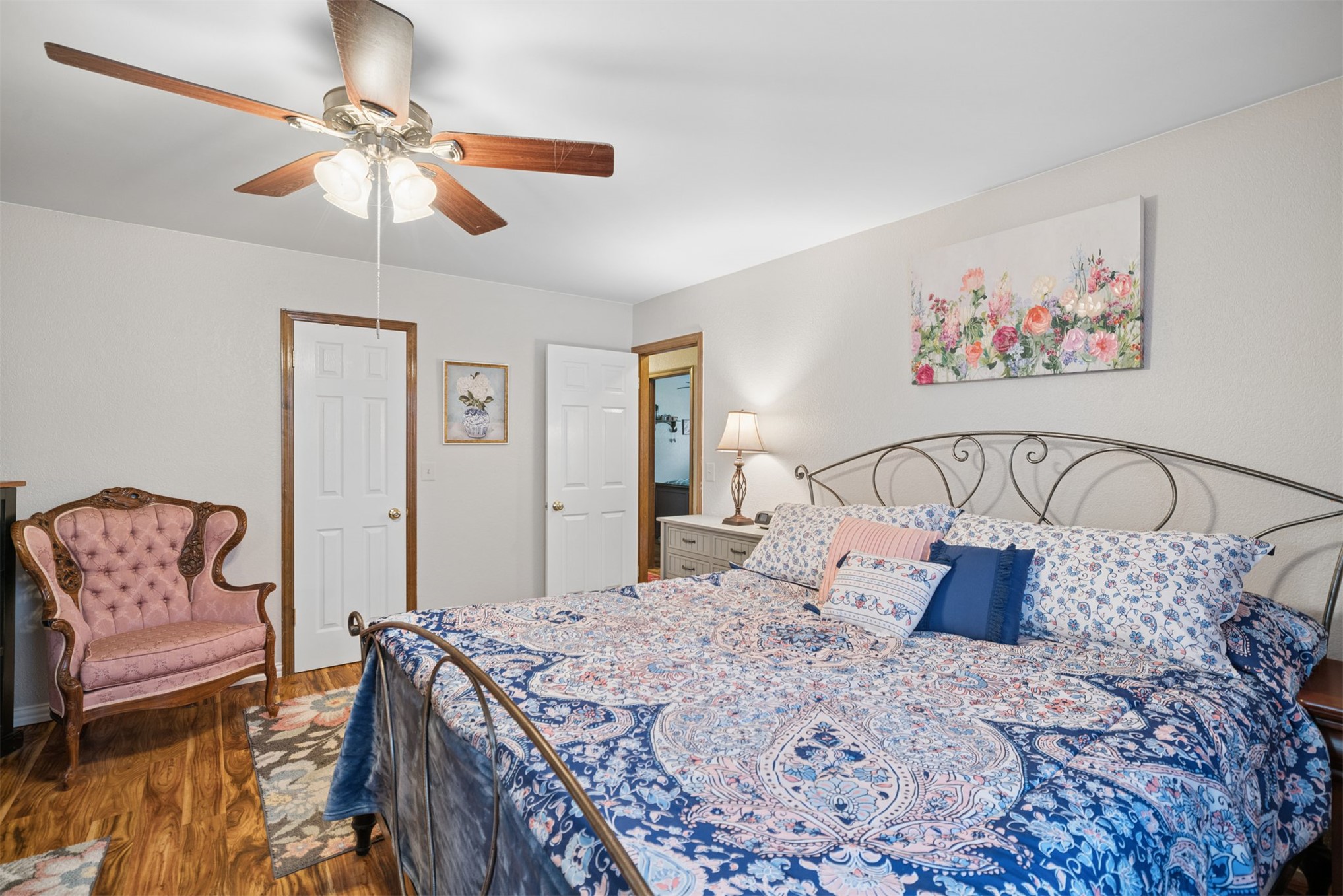 208 N Hemlock Avenue Property Photo 24