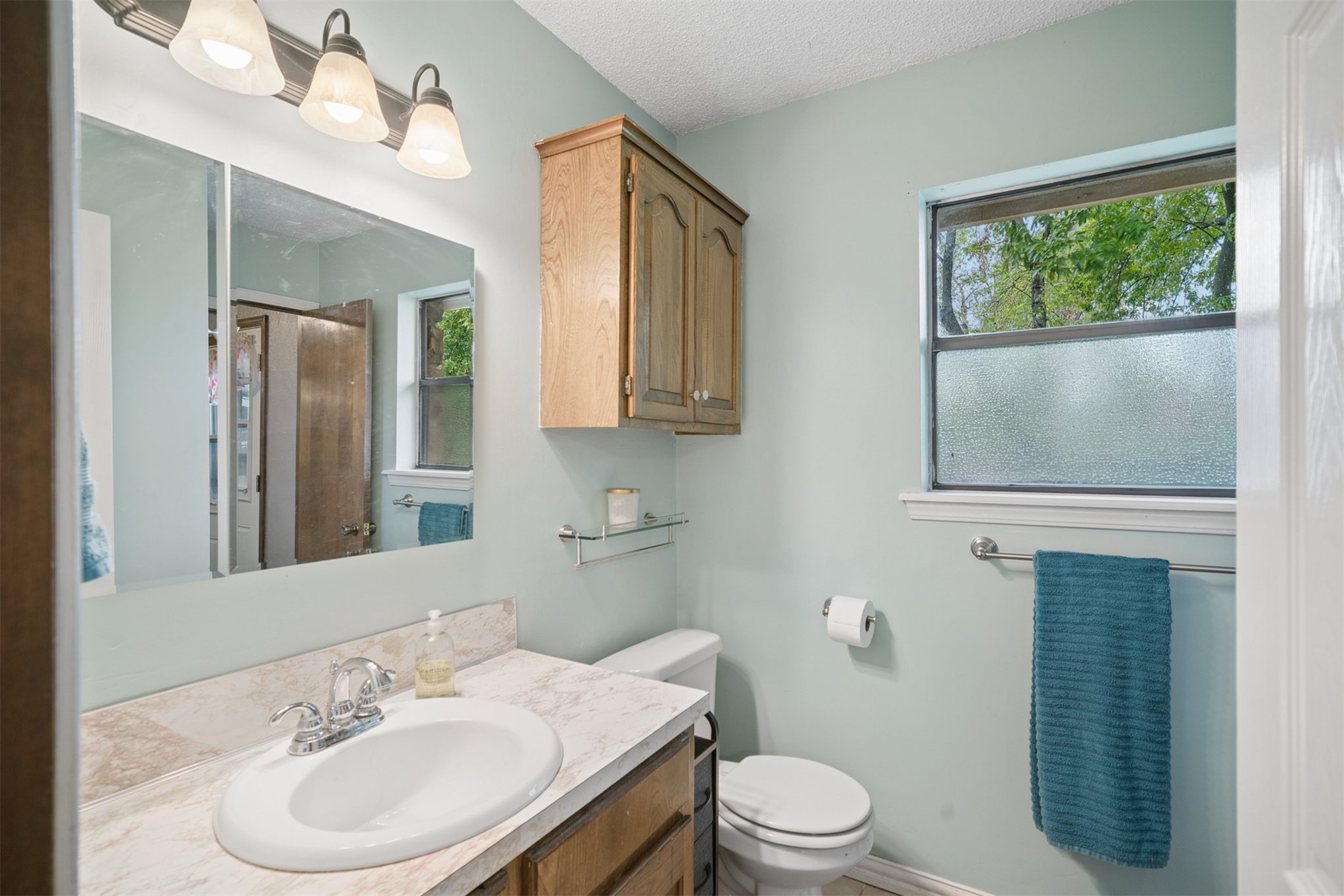 208 N Hemlock Avenue Property Photo 25
