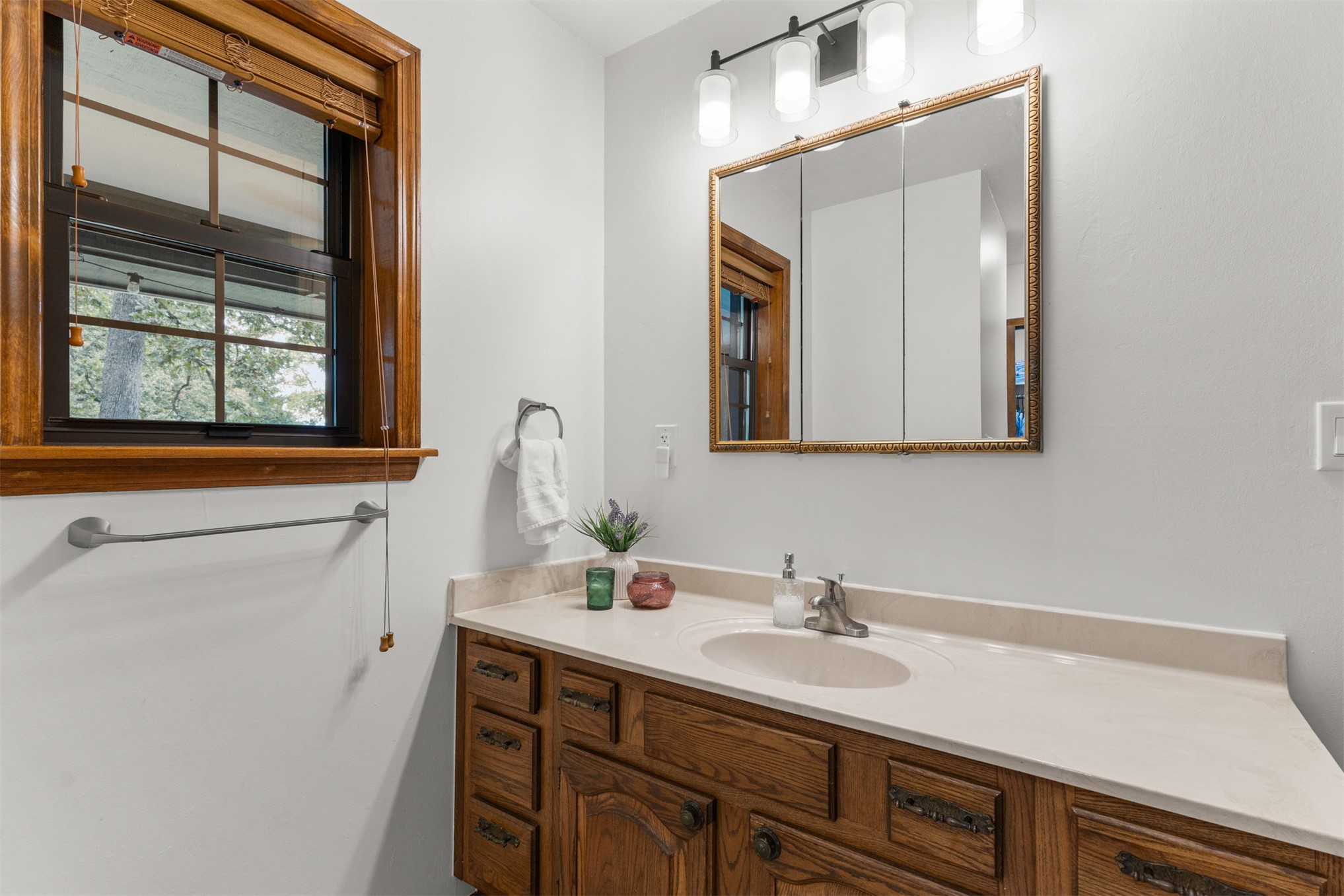 8939 N Crestwood Drive Property Photo 36