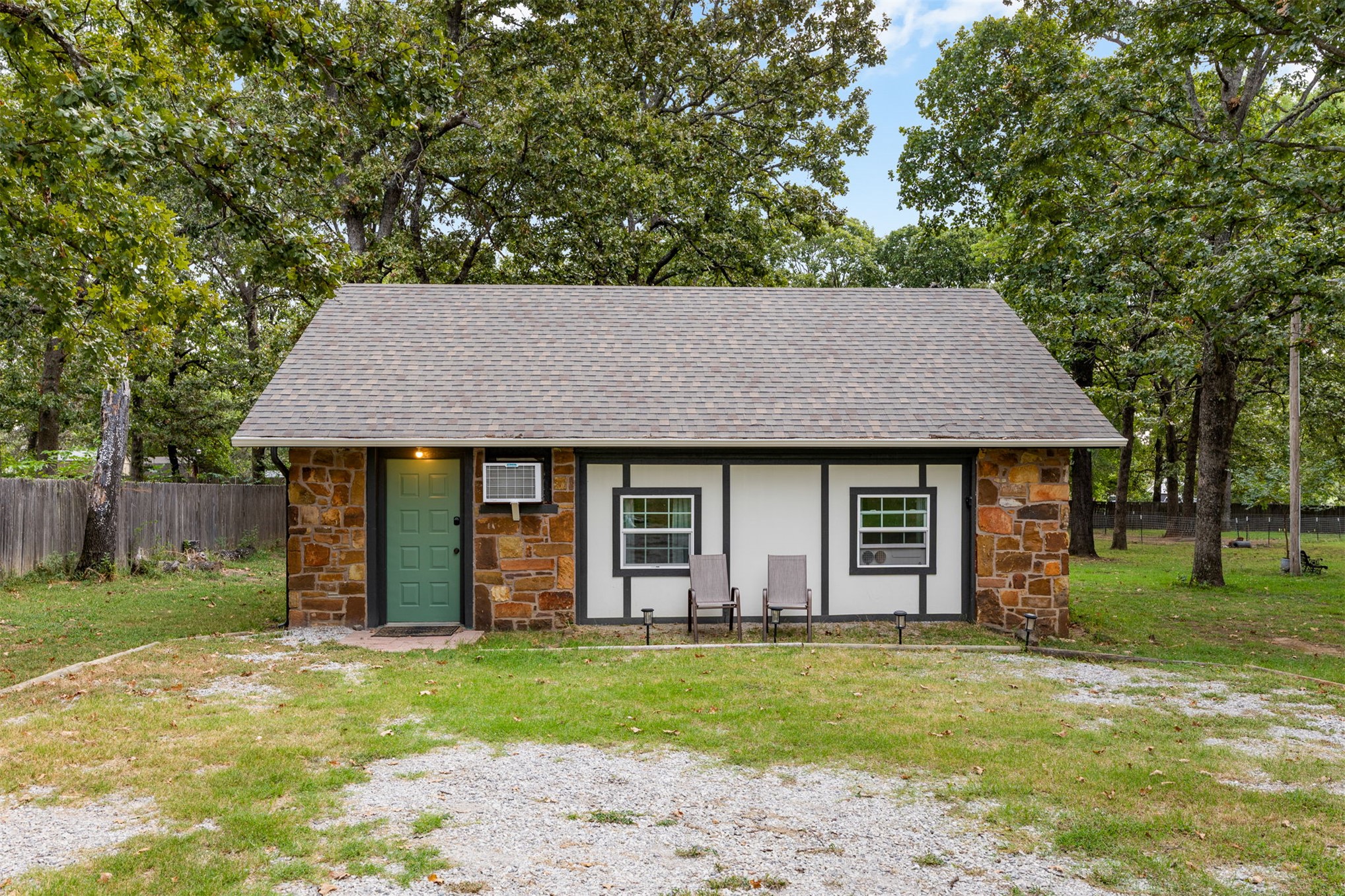 8939 N Crestwood Drive Property Photo 38