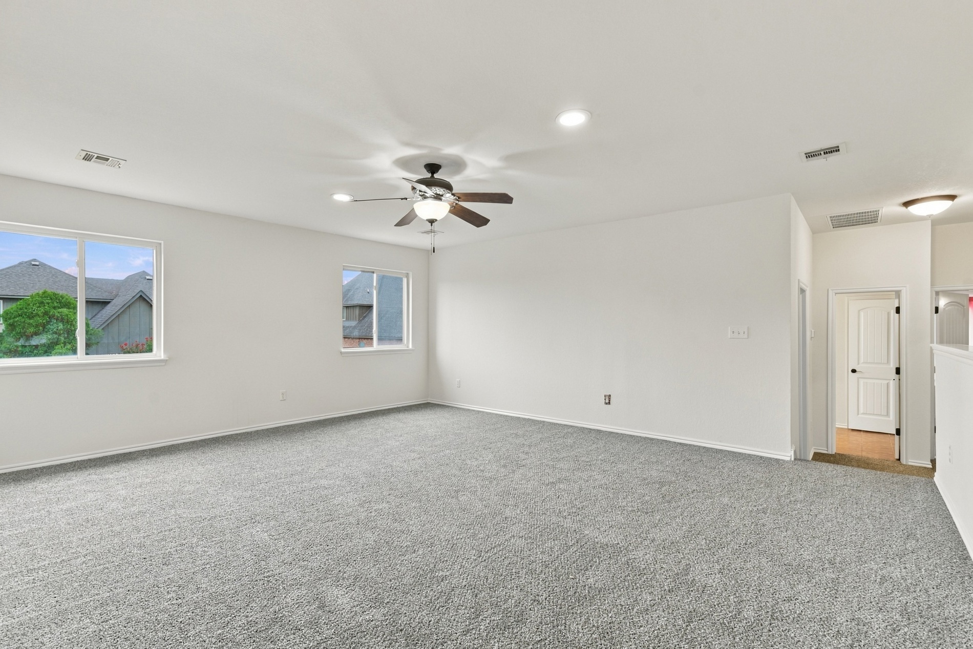 14239 S Kingston Avenue Property Photo 24