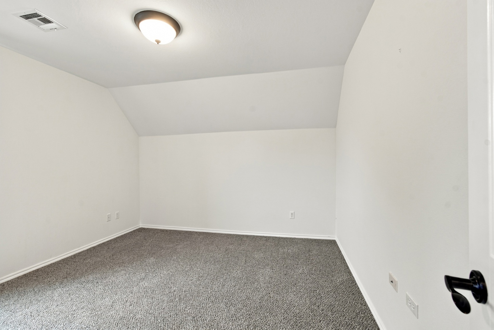 14239 S Kingston Avenue Property Photo 33