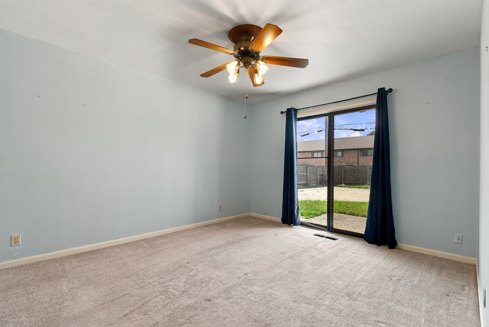 4904 S Knoxville Place Property Photo 38