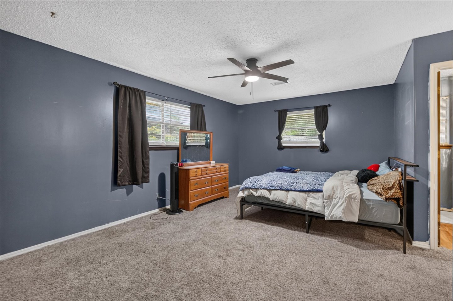 4901 Rolling Meadows Road Property Photo 15