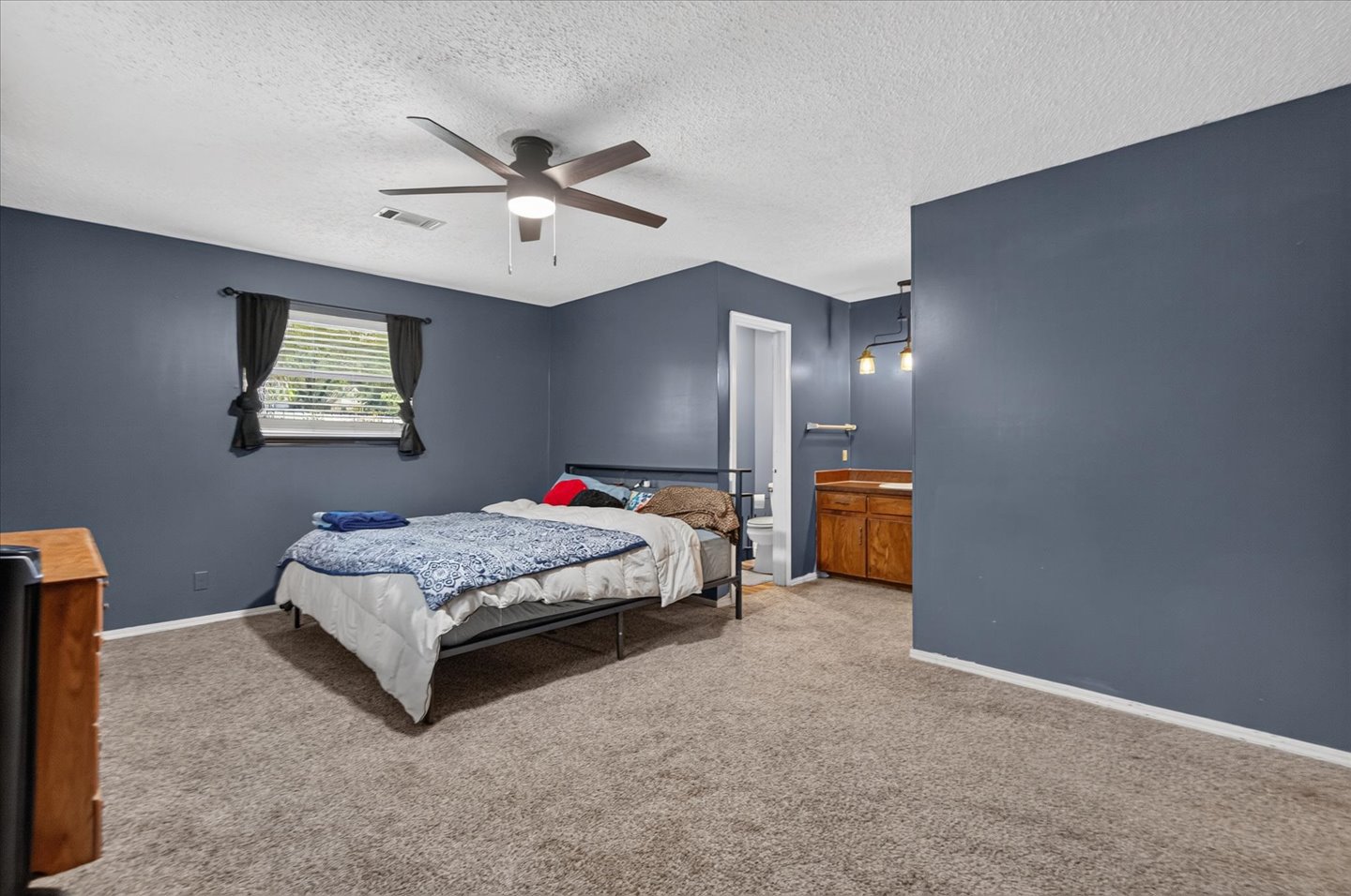 4901 Rolling Meadows Road Property Photo 16