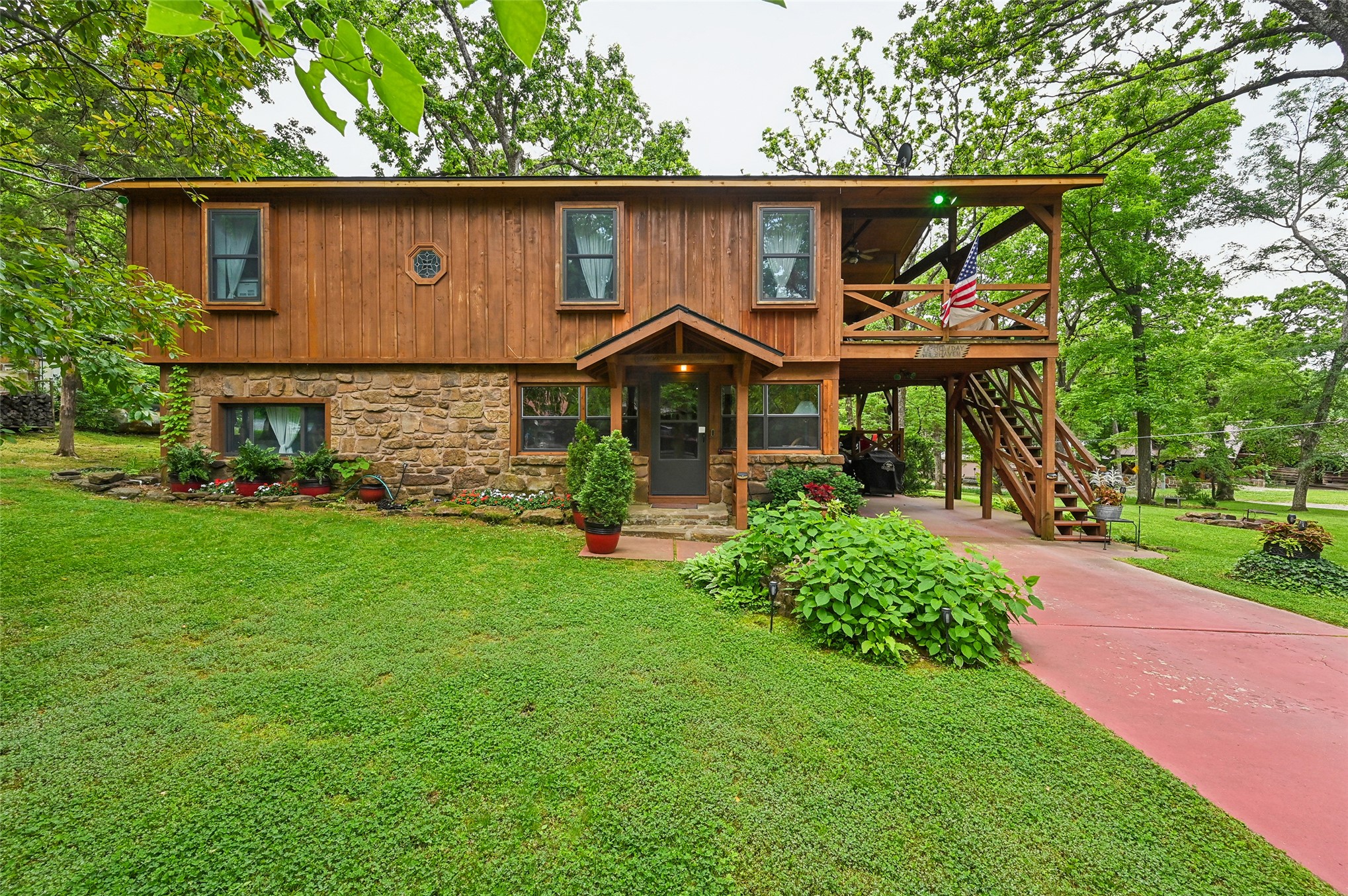 91 Crest Drive Property Photo 1