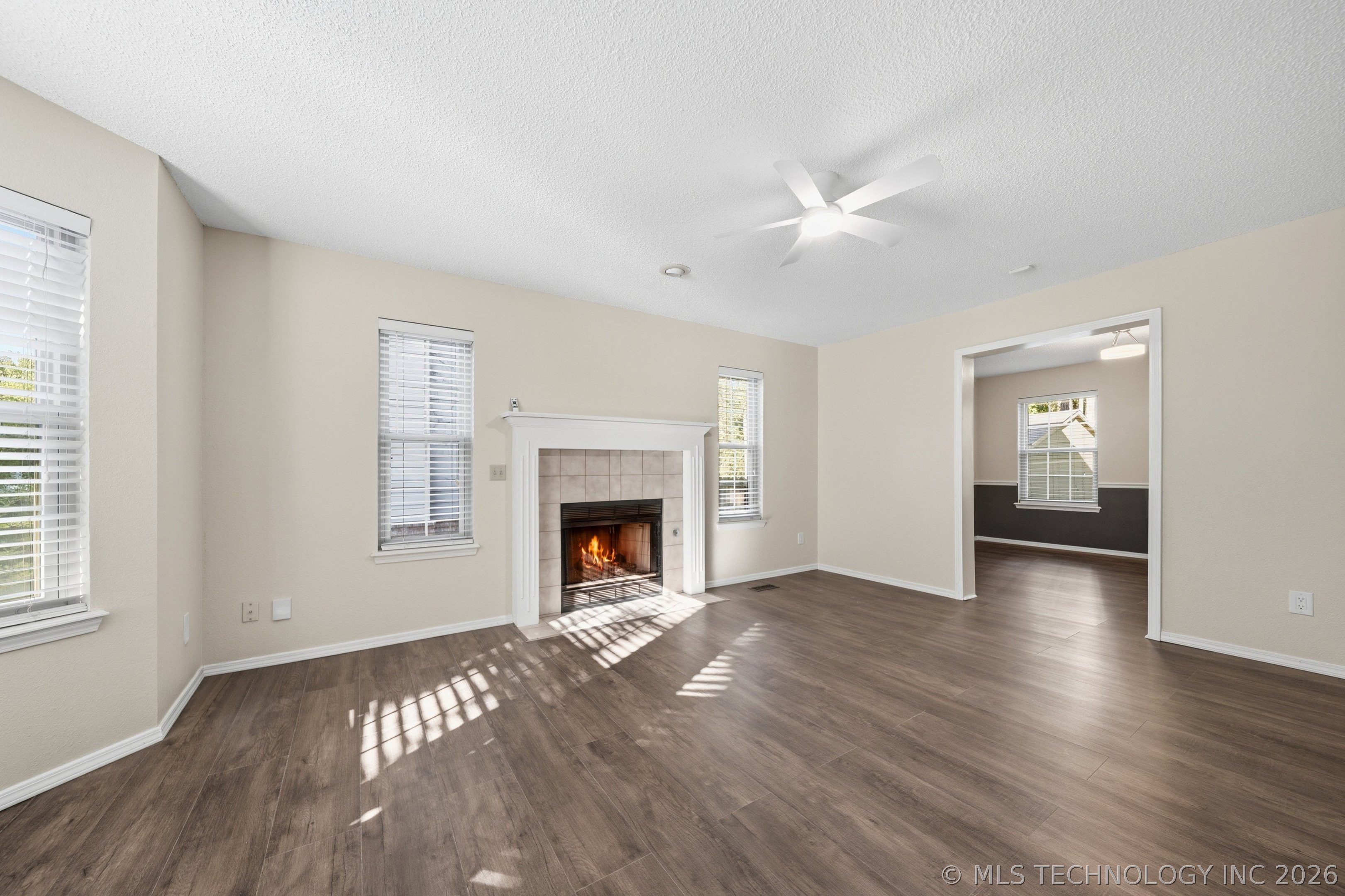 3323 S 72nd West Avenue Property Photo 6