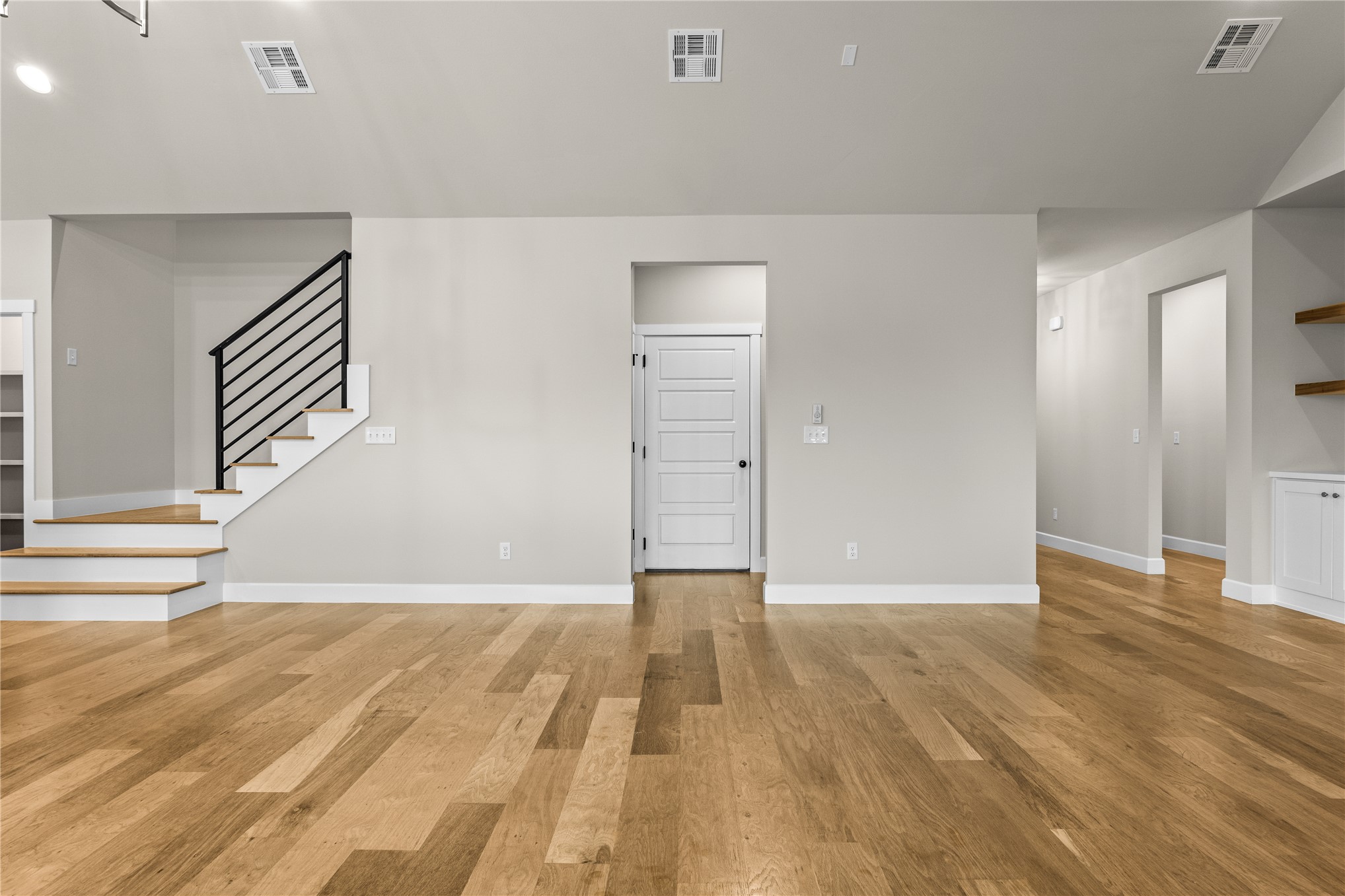 13617 S 21st Place E Property Photo 10
