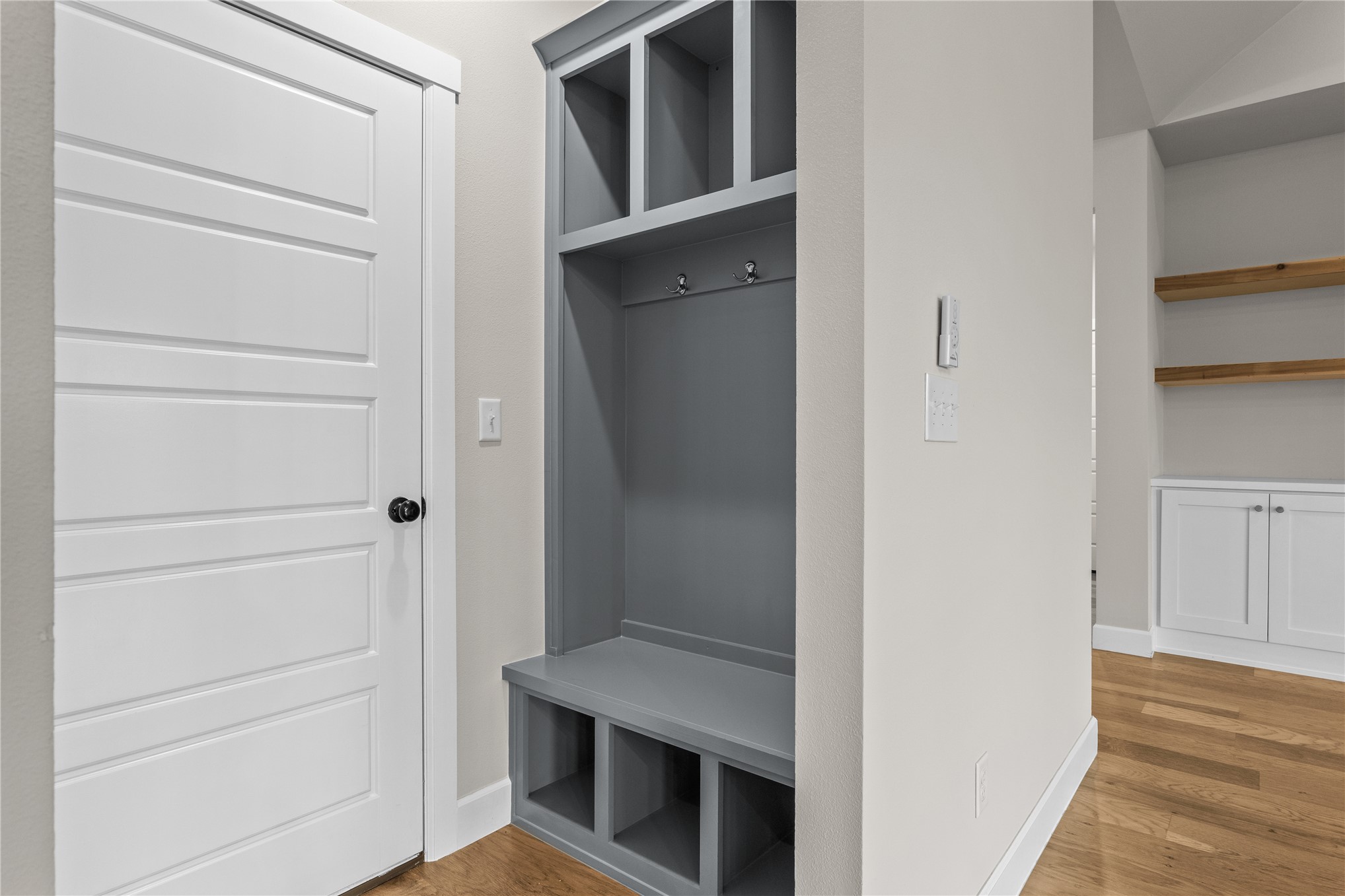 13617 S 21st Place E Property Photo 11