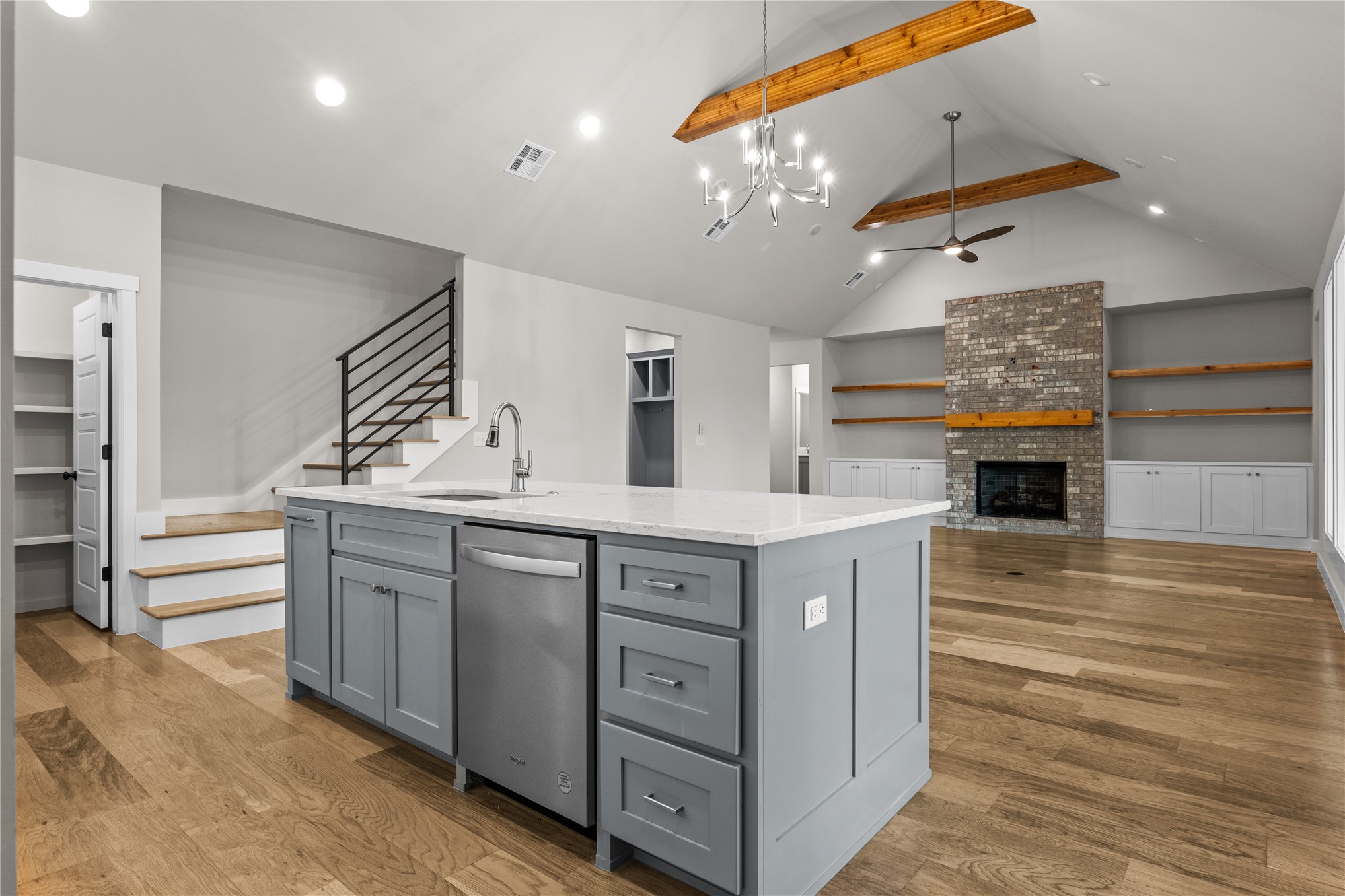 13617 S 21st Place E Property Photo 17