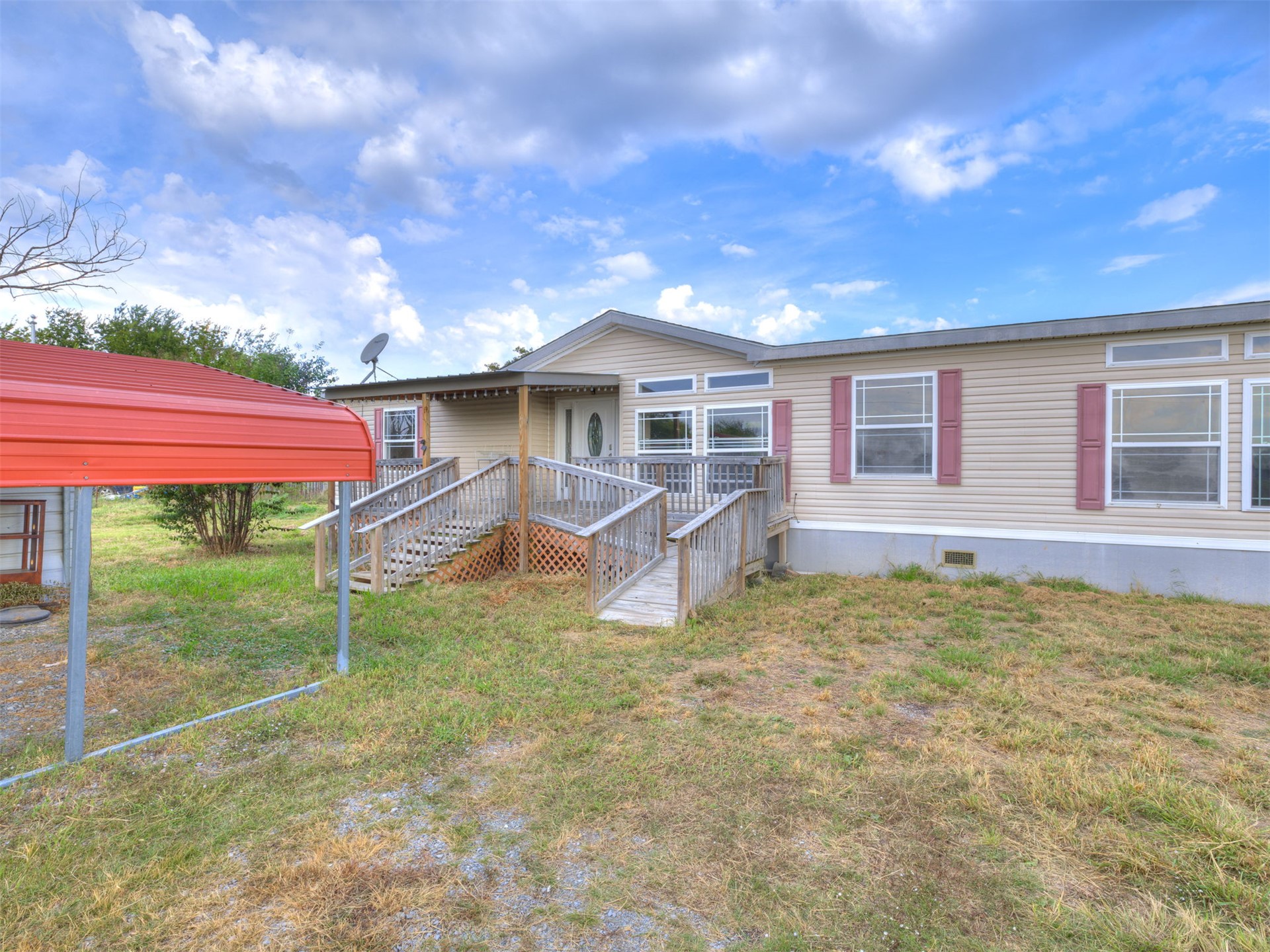 18467 E 615 Road Property Photo 3
