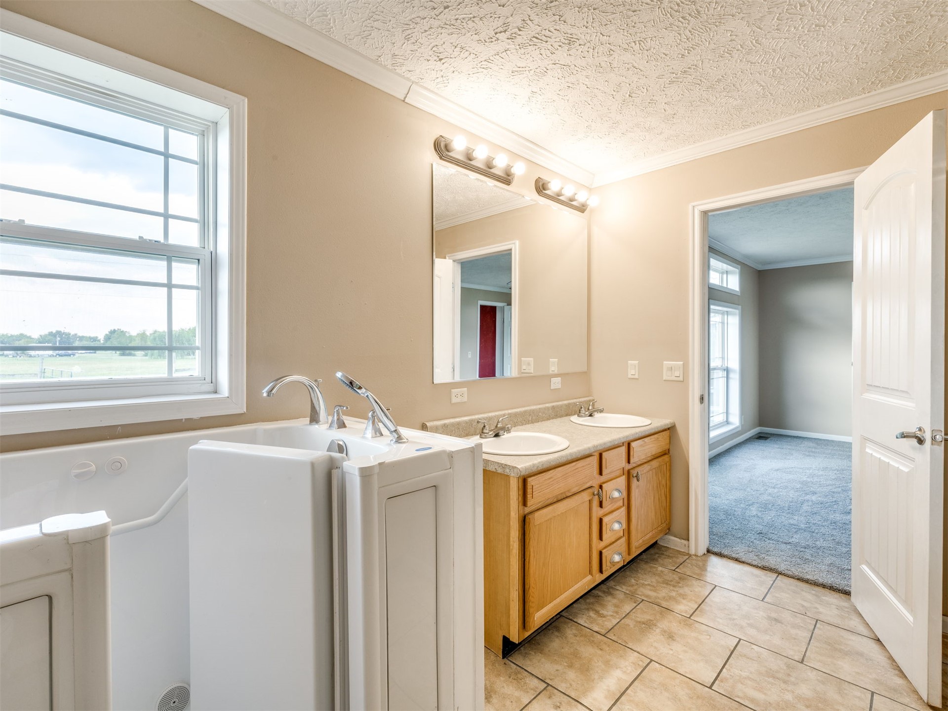 18467 E 615 Road Property Photo 58