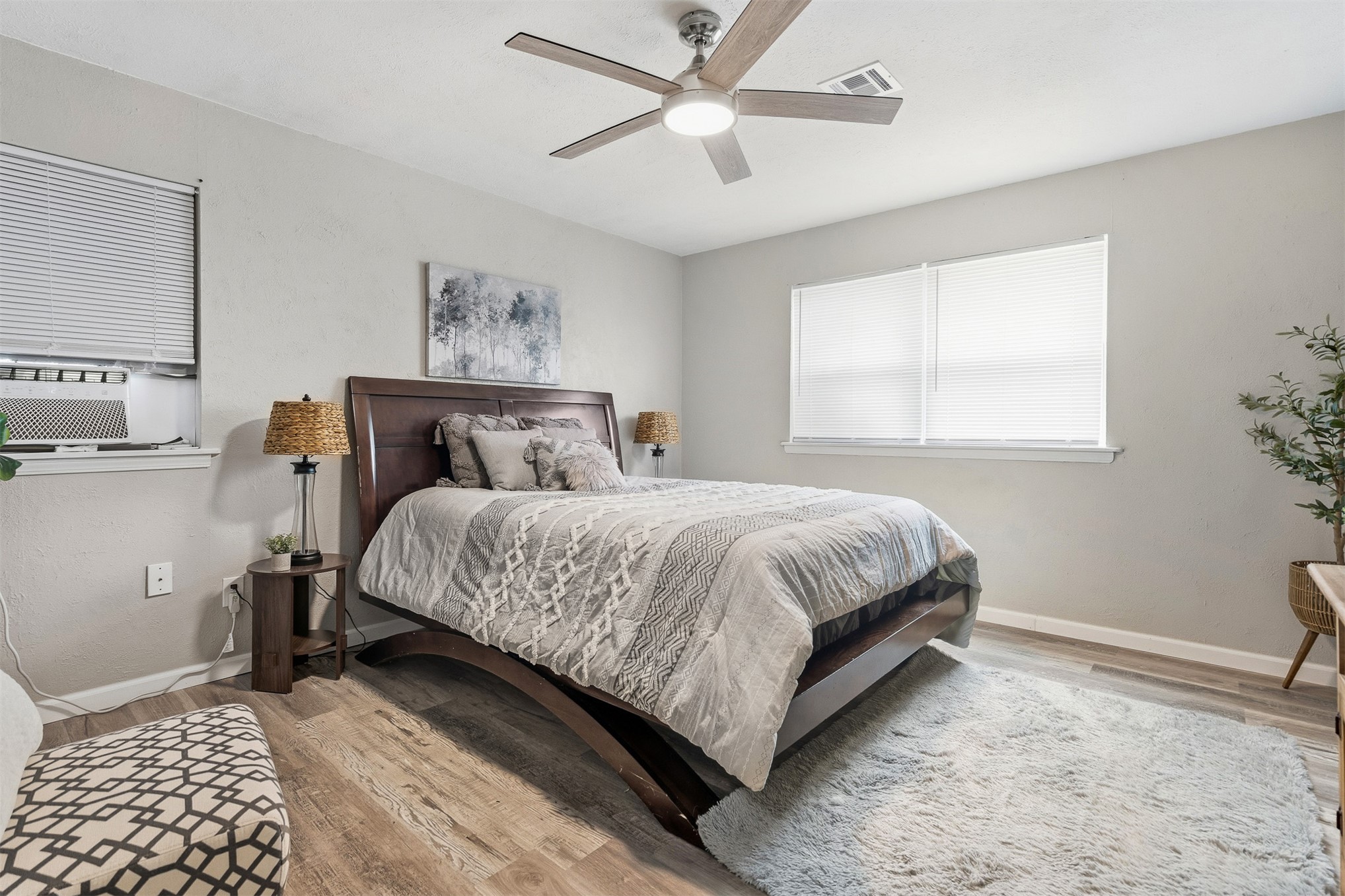 710 White Rock Property Photo 15