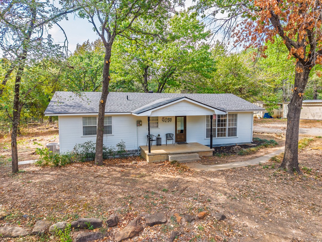 695 N Mclean Road Property Photo 1
